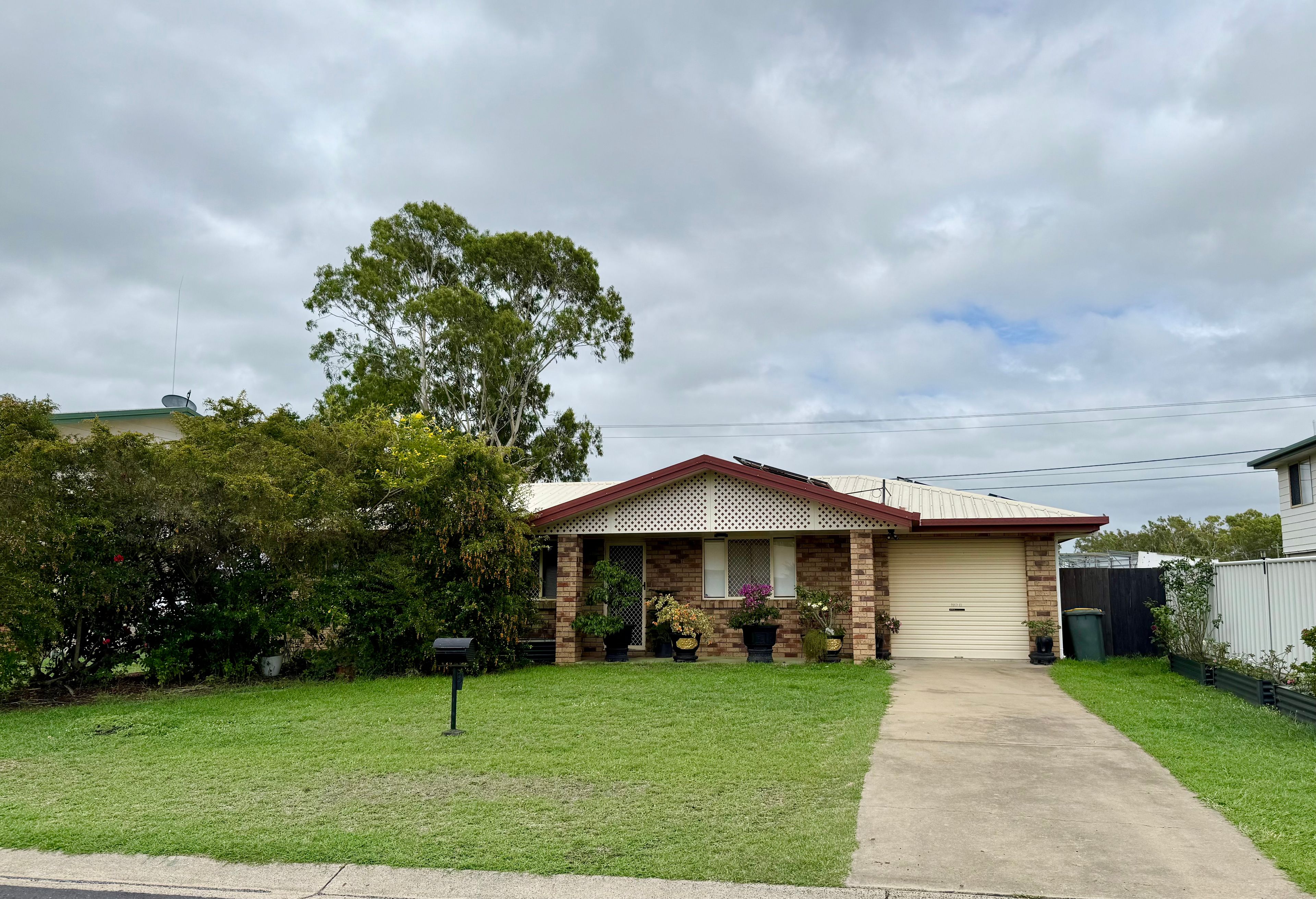 8 Bean Avenue, Parkhurst QLD 4702