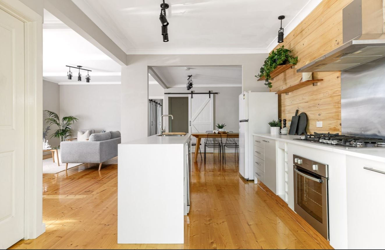 8 Linden Avenue, Wendouree, VIC 3355