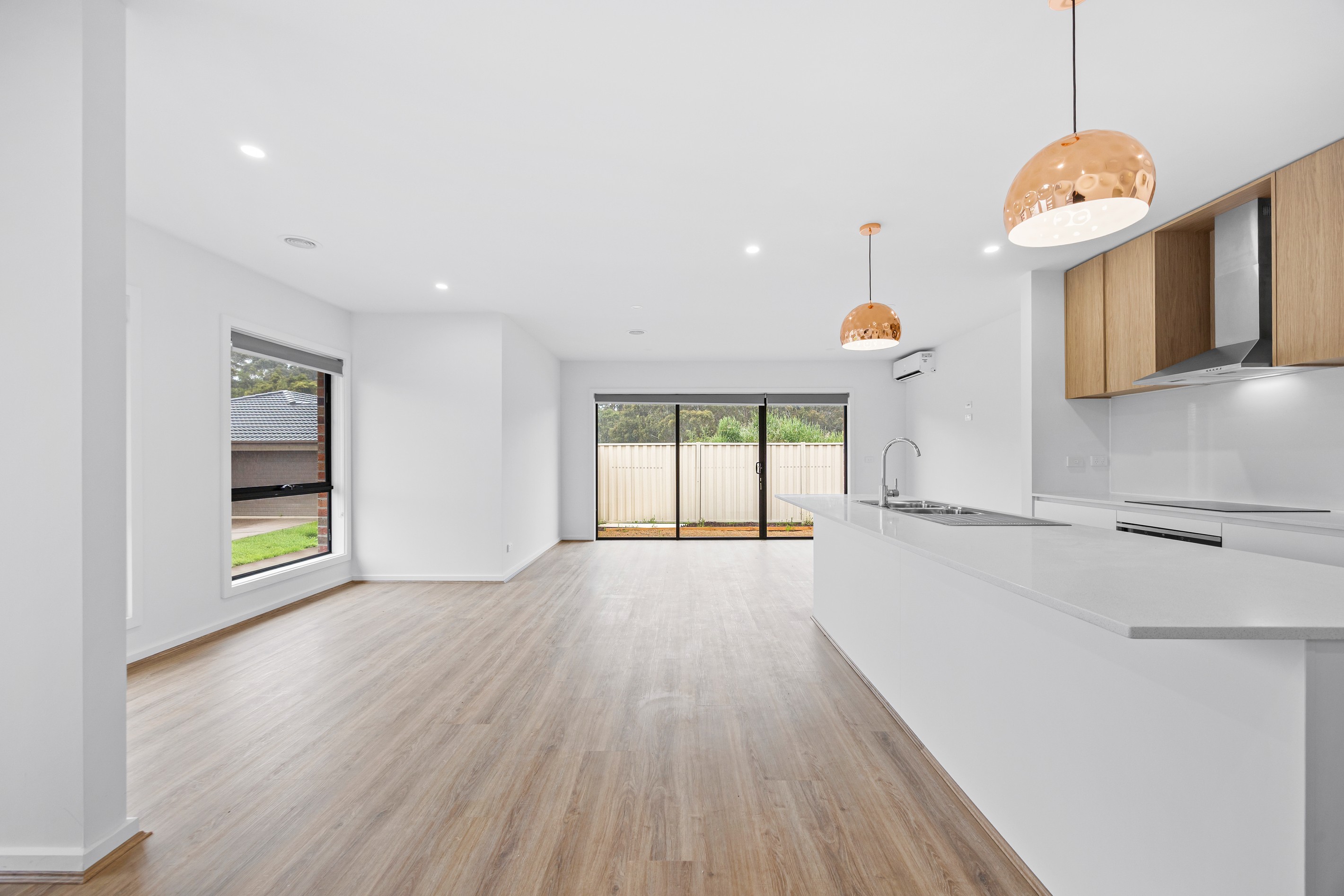 6 Jabiru Close, Mount Clear, VIC 3350