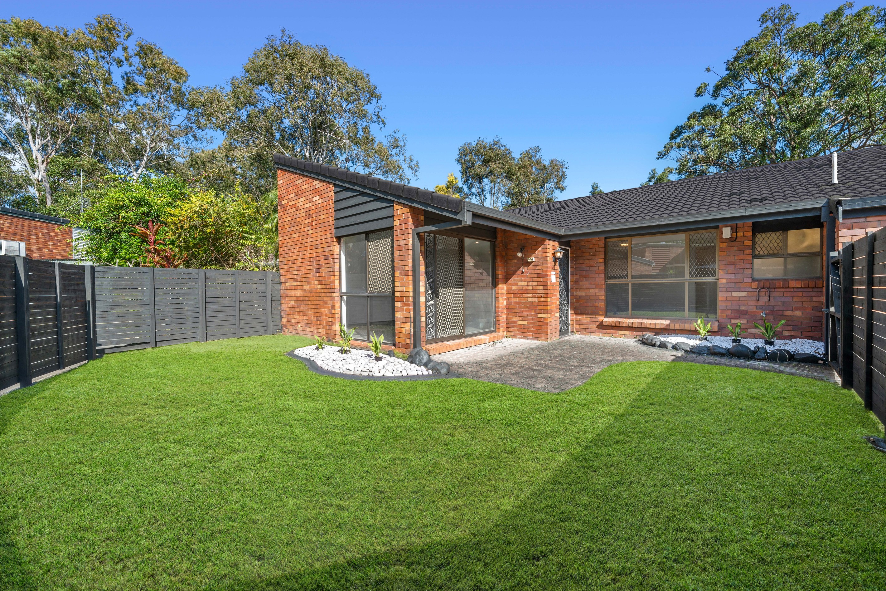8/128 Cotlew Street, Ashmore, QLD 4214