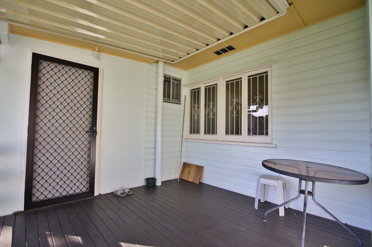 12 Bonneville Street, Holland Park West, QLD 4121