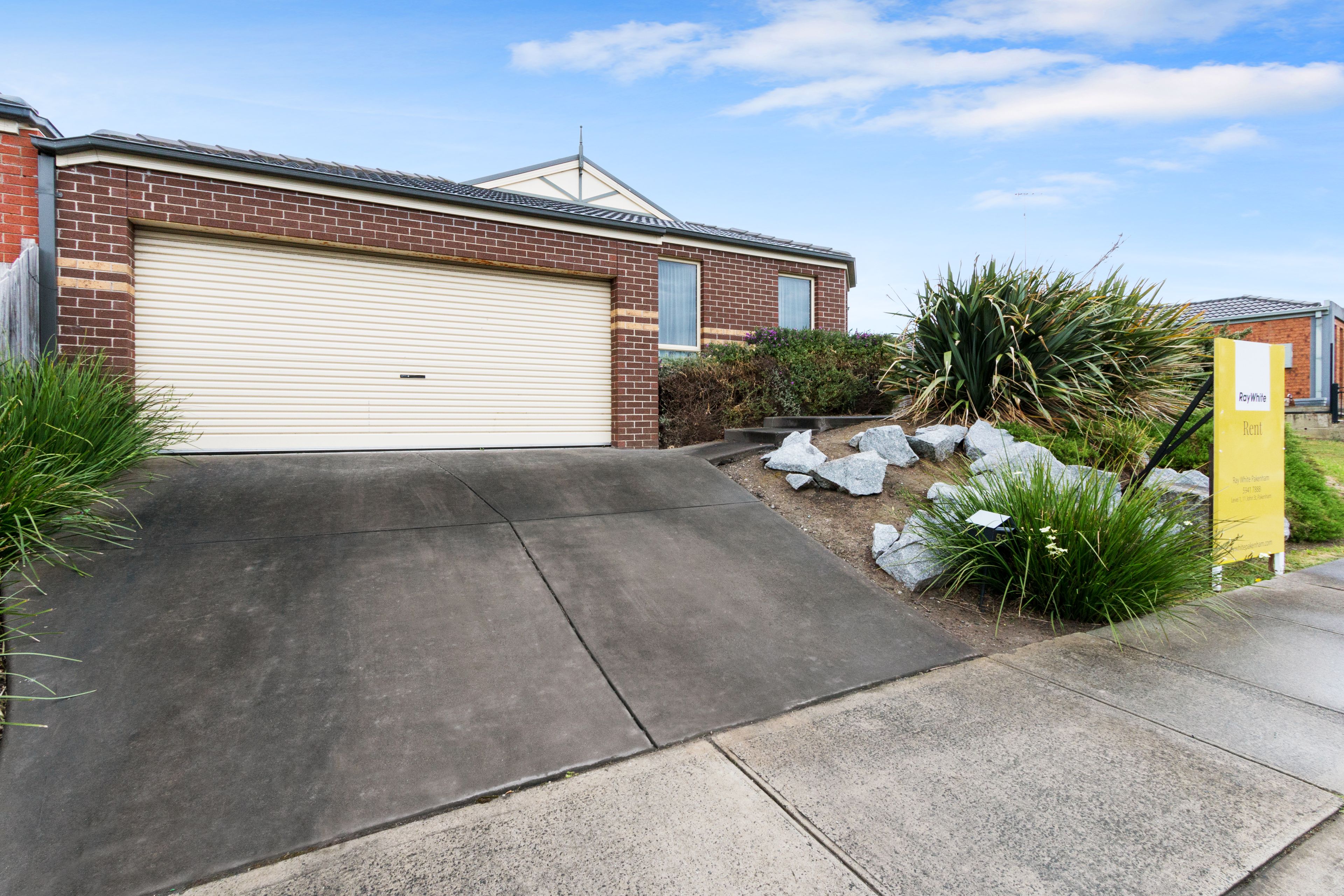 53B Leigh Drive, Pakenham, VIC 3810