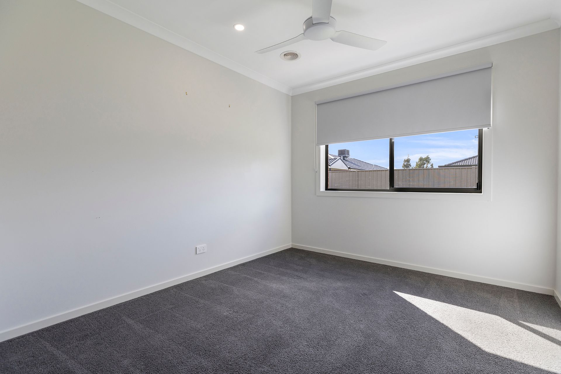 24 Grevillea Street — photo 14 of 21