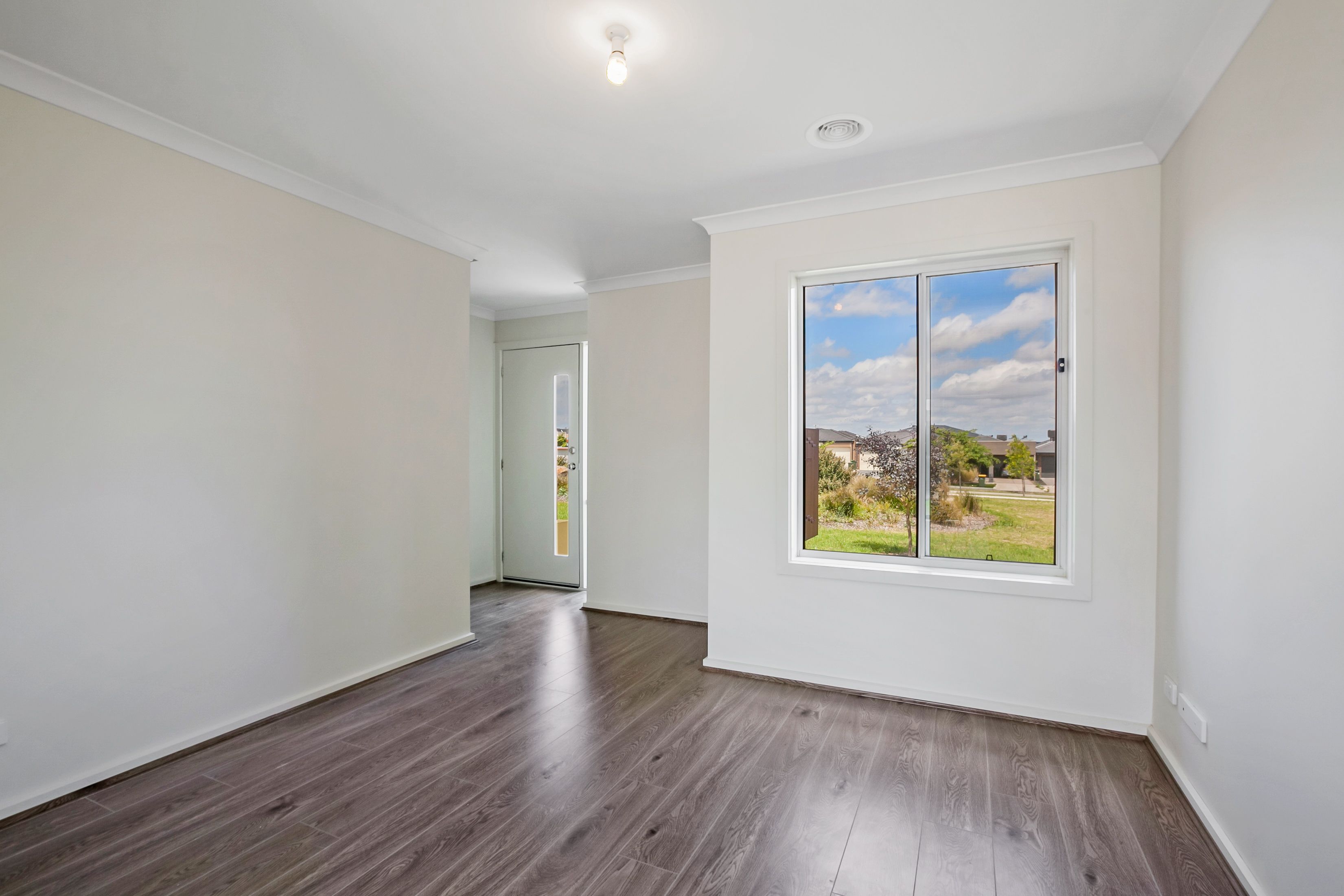 33 Laruso Lane, Wollert, VIC 3750
