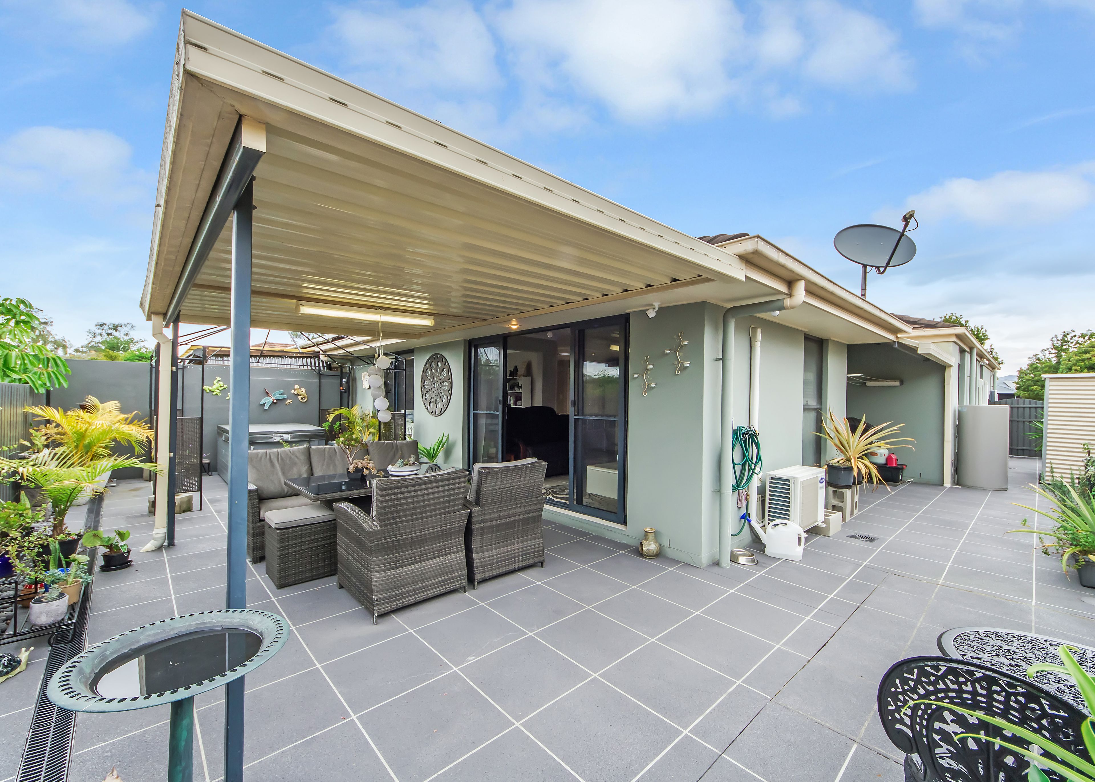 1/12 Rhiannon Drive, Ashmore, QLD 4214