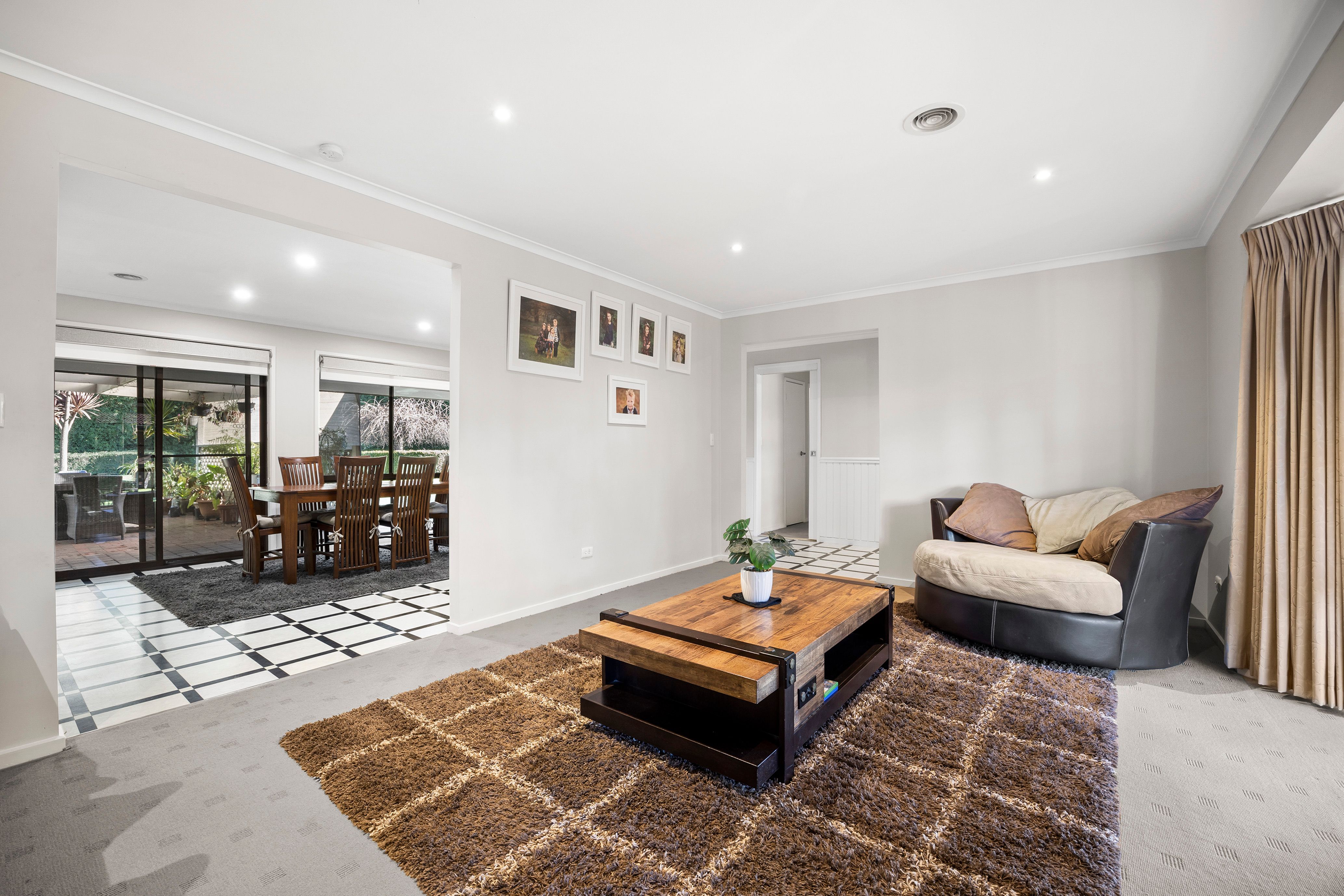 6 Bowkett Close — photo 6 of 21