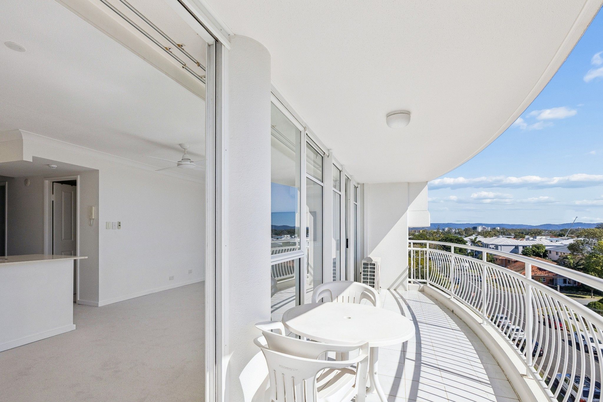45/510 Marine Parade — photo 5 of 23