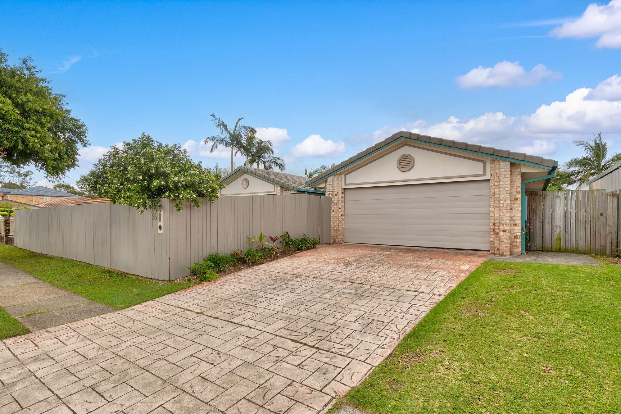 85 Glenfield Street, Parkinson, QLD 4115