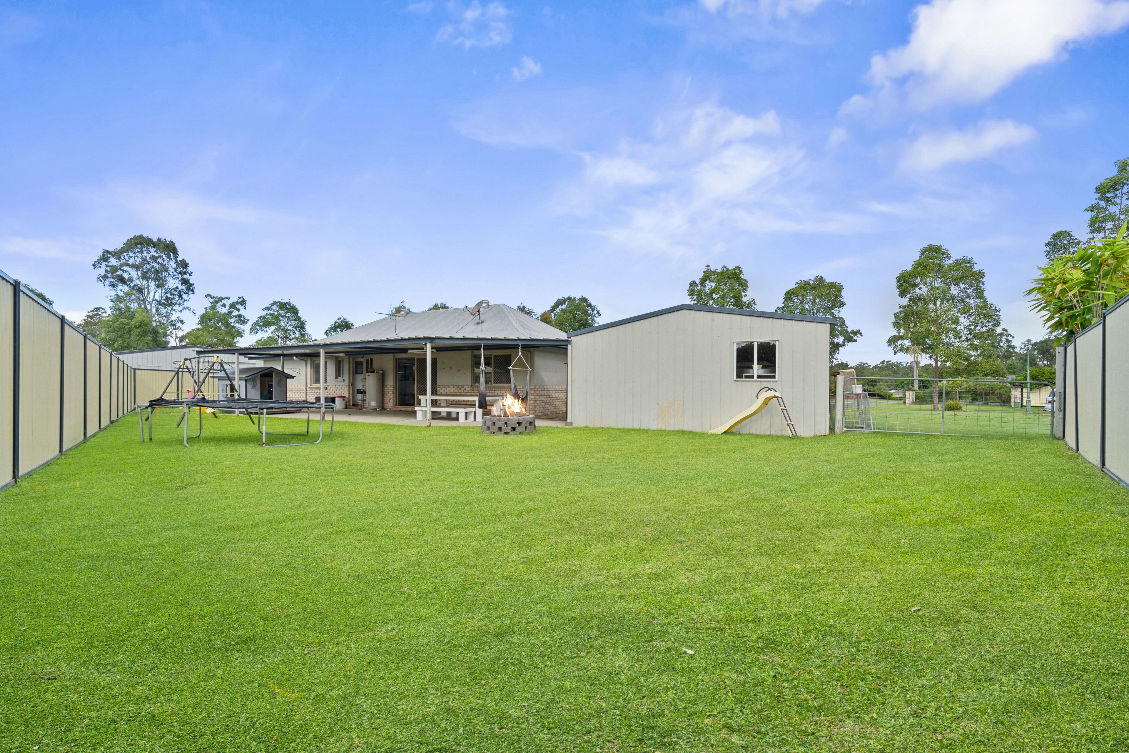 13 Elderberry Drive, FLAGSTONE, QLD 4280