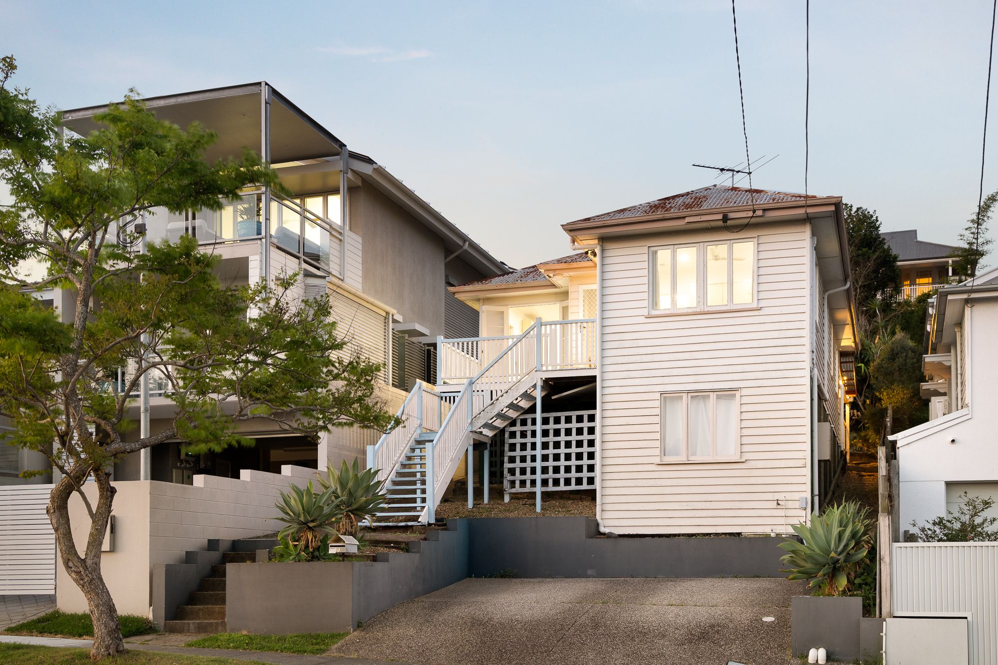10 Sixth Avenue, Windsor, QLD 4030