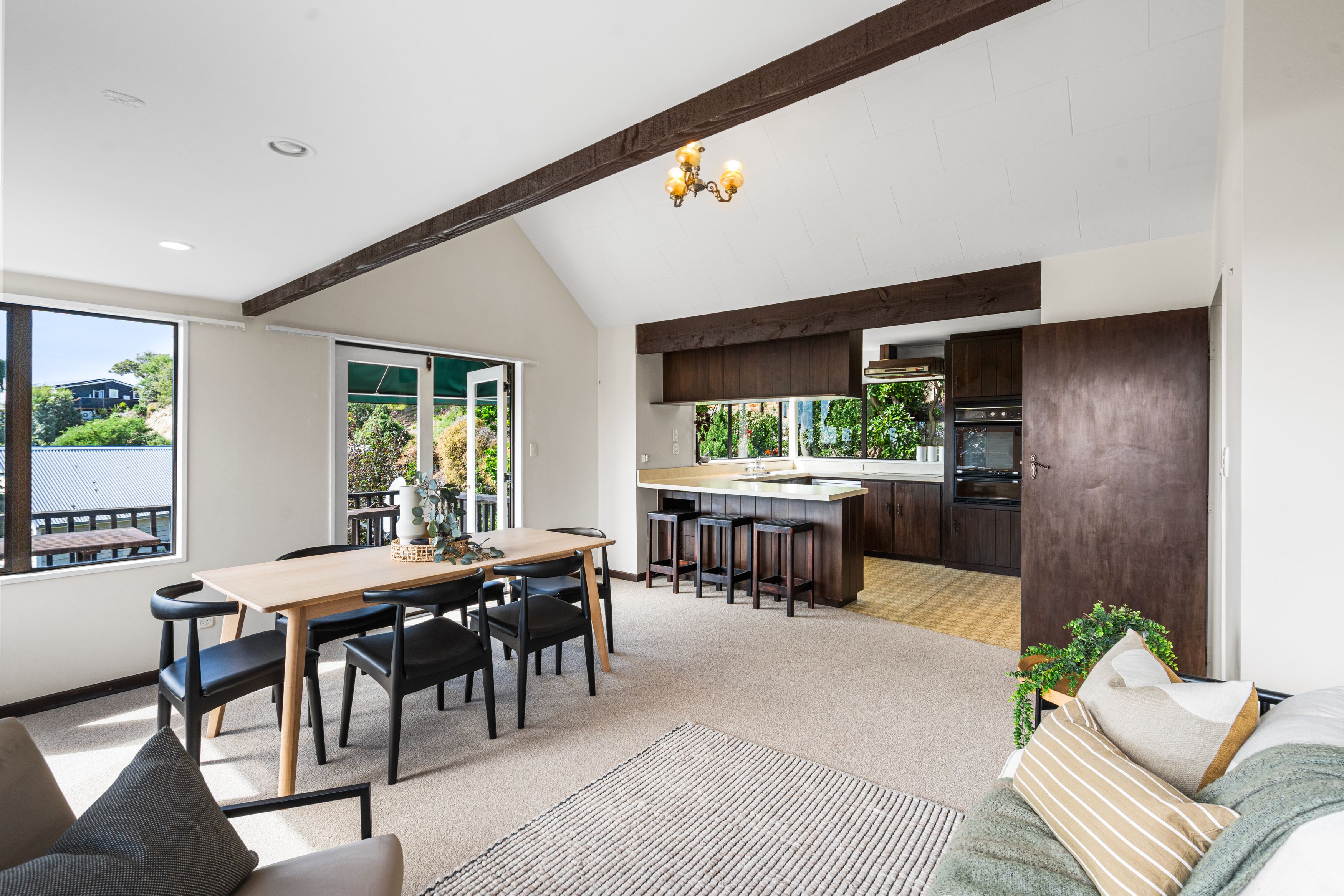 3 Ball Lane, Redcliffs, Christchurch City 8081 - Sold House - Ray White ...