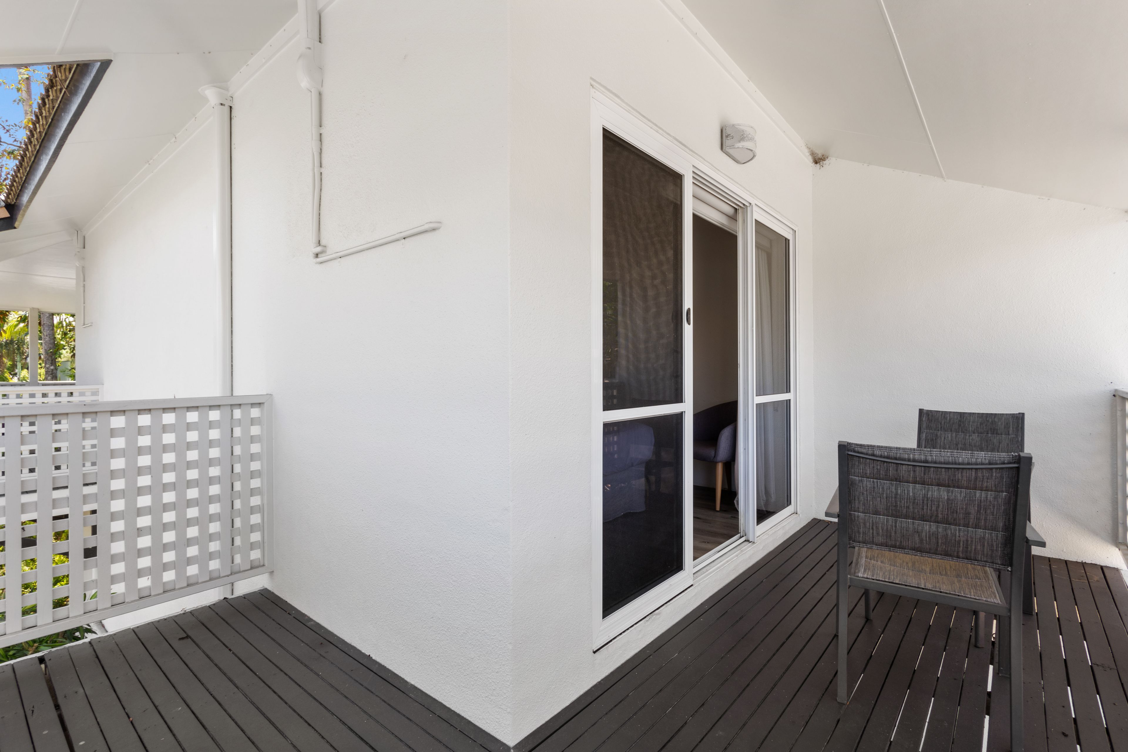 1/121-137 Port Douglas Road — photo 19 of 28