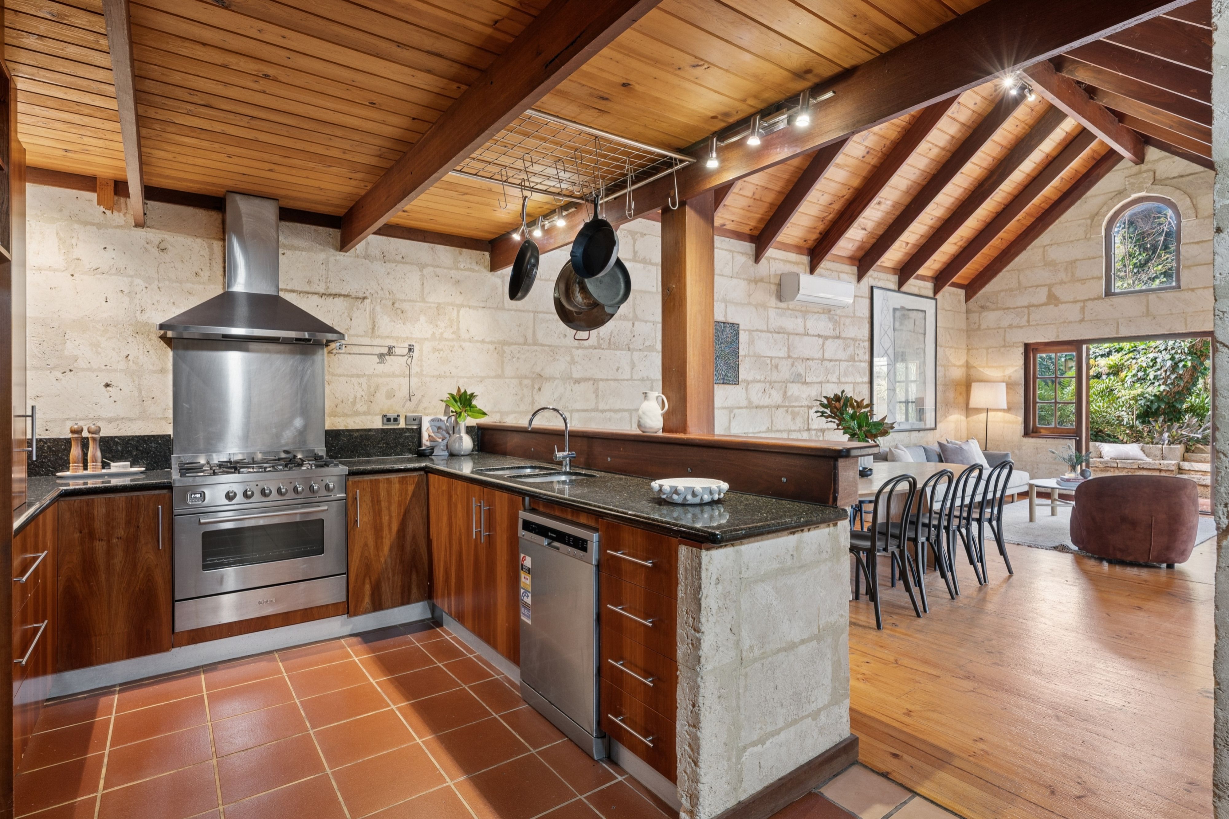 35 Alma Street — photo 15 of 30