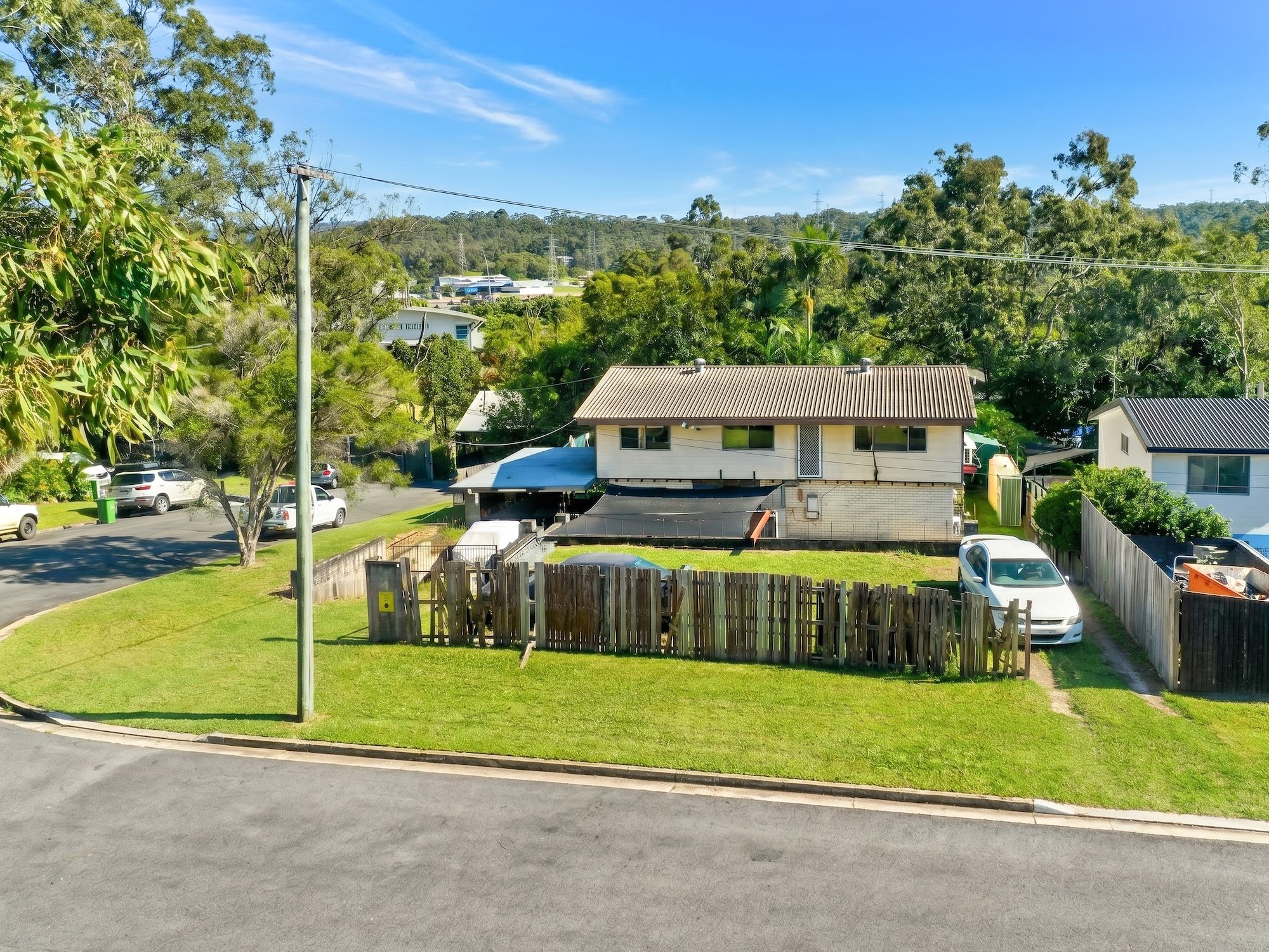 2 Lachlan Avenue, Molendinar, QLD 4214