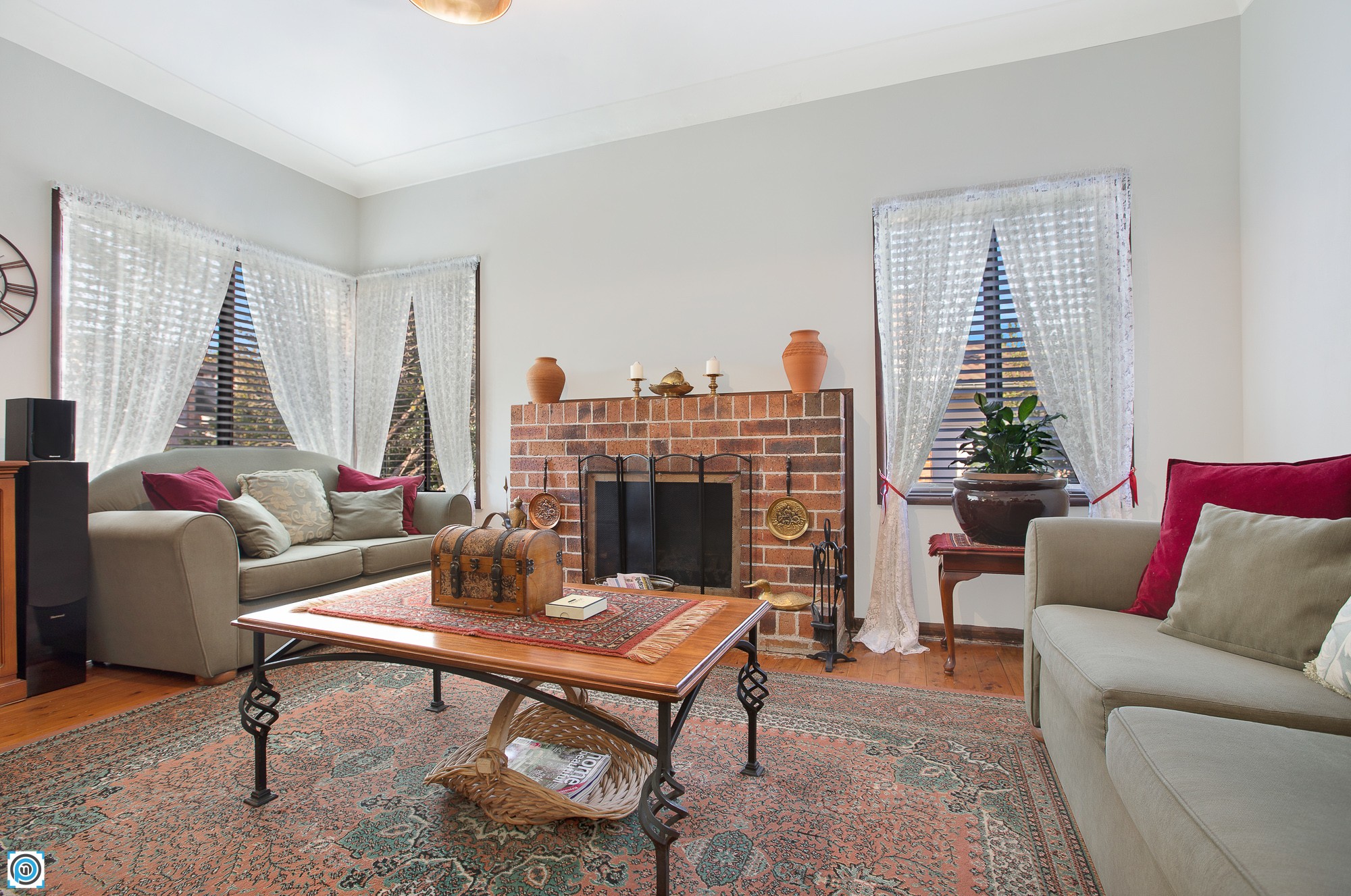 21 Northcliffe Drive, Lake Heights, NSW 2502