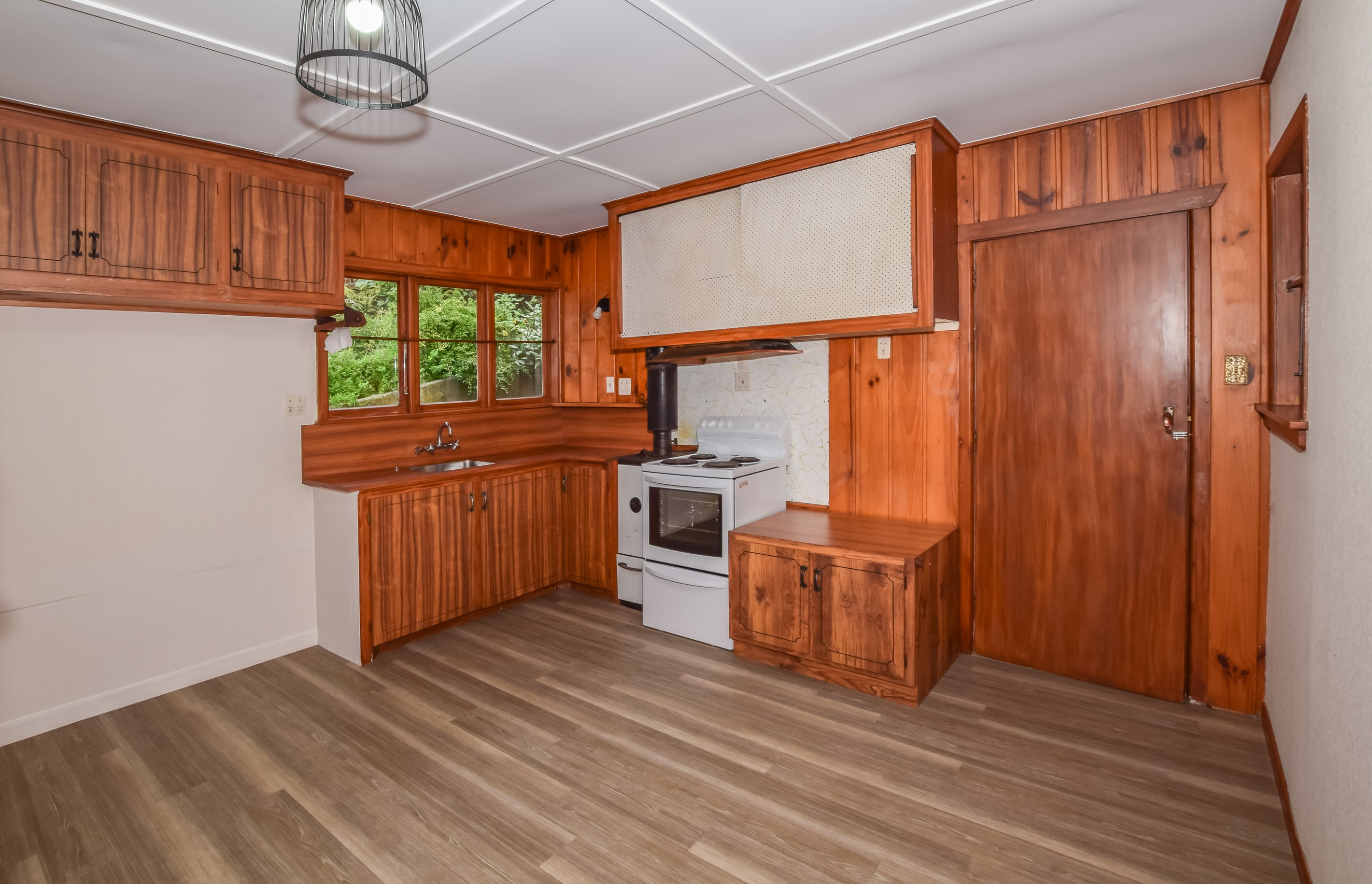 24 Flinders Road, Heathcote, Christchurch City