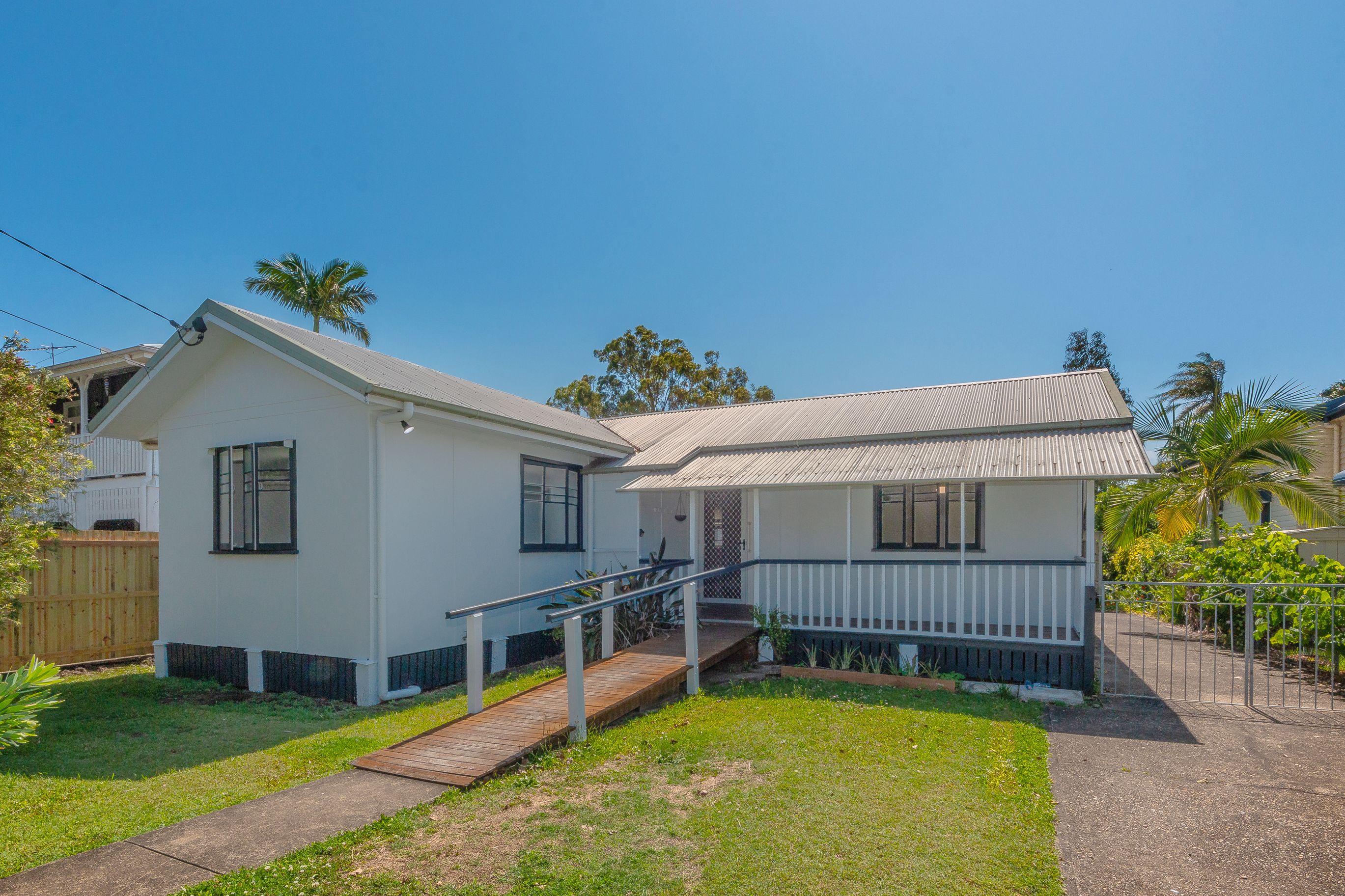 73 Finnie Road, Deagon, QLD 4017