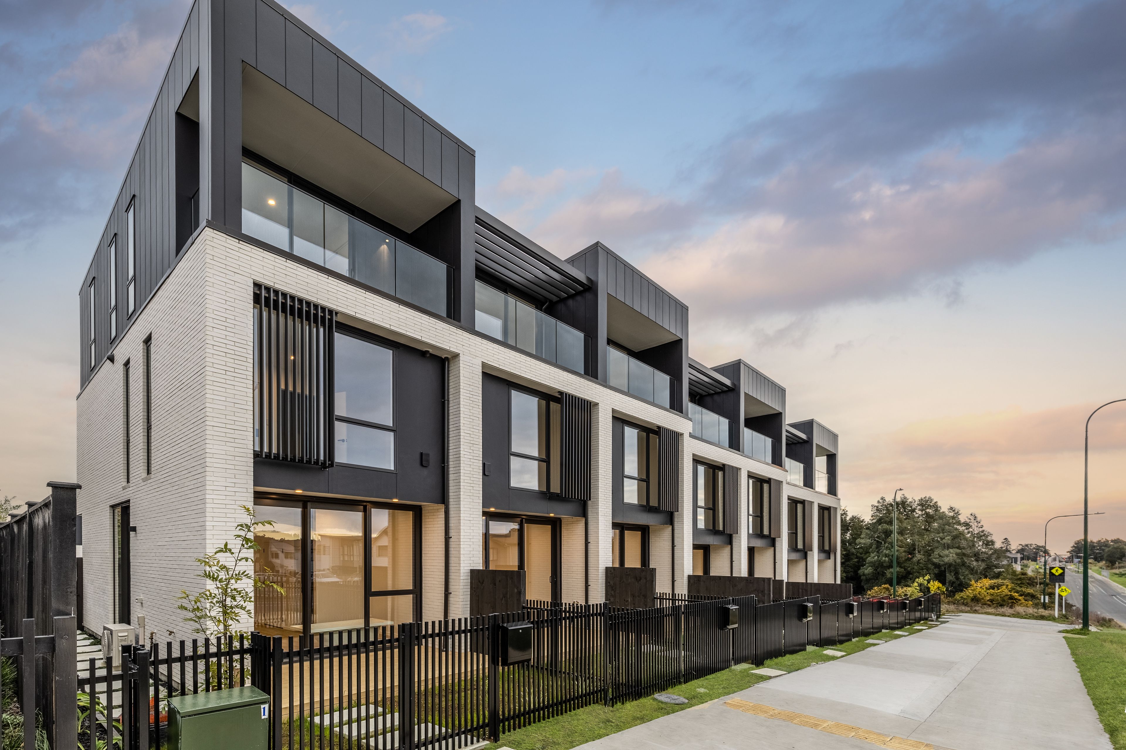 3/239 Flat Bush School Road, Flat Bush, Manukau City