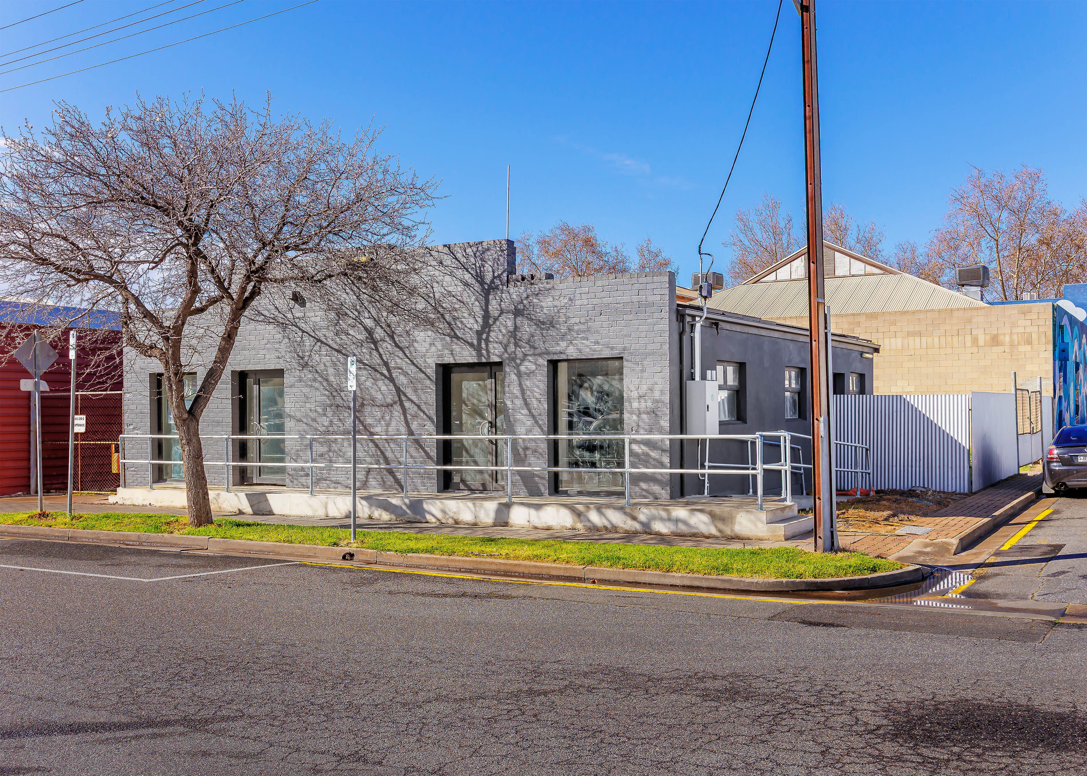 Shop 1/8 Nile Street — photo from Ray White Semaphore