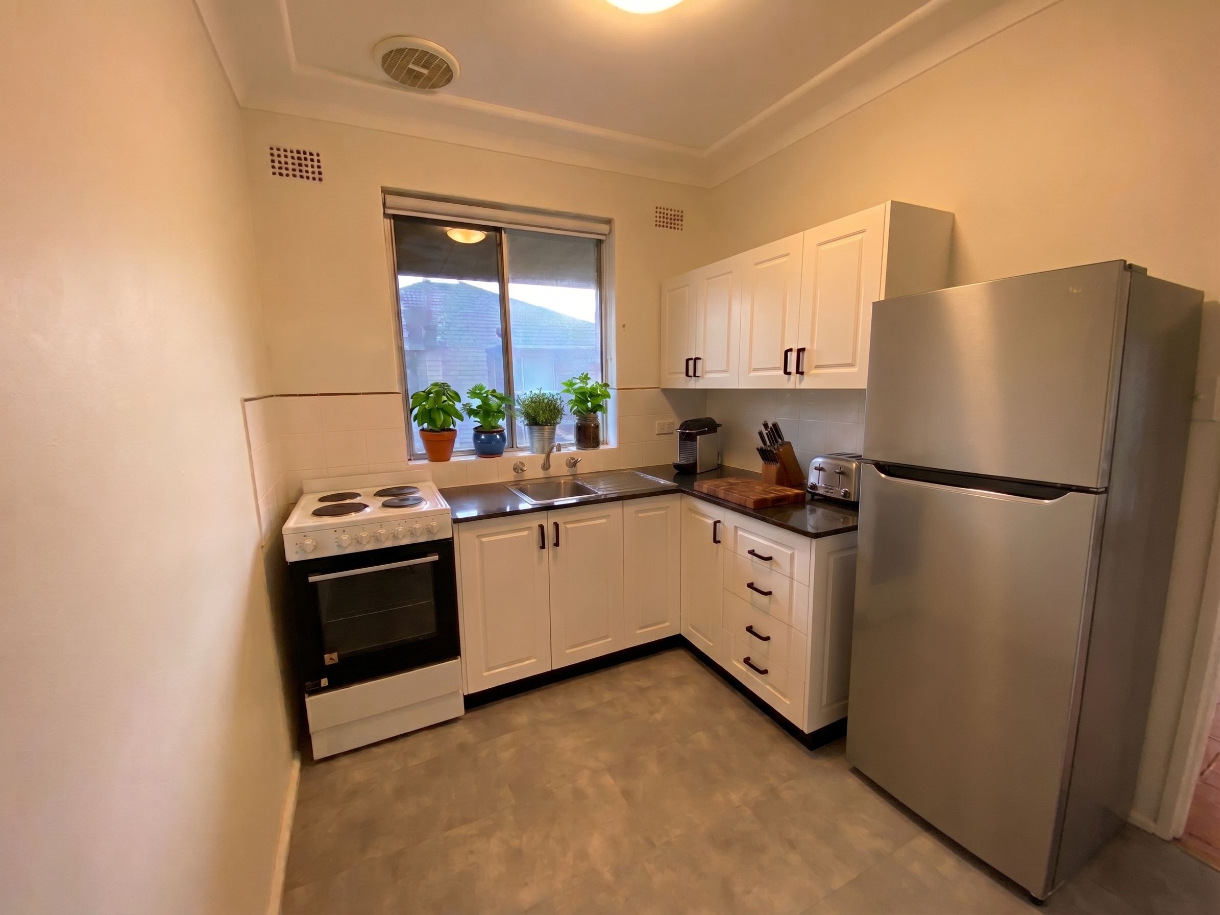 7/169 Livingstone Road — photo 3 of 6
