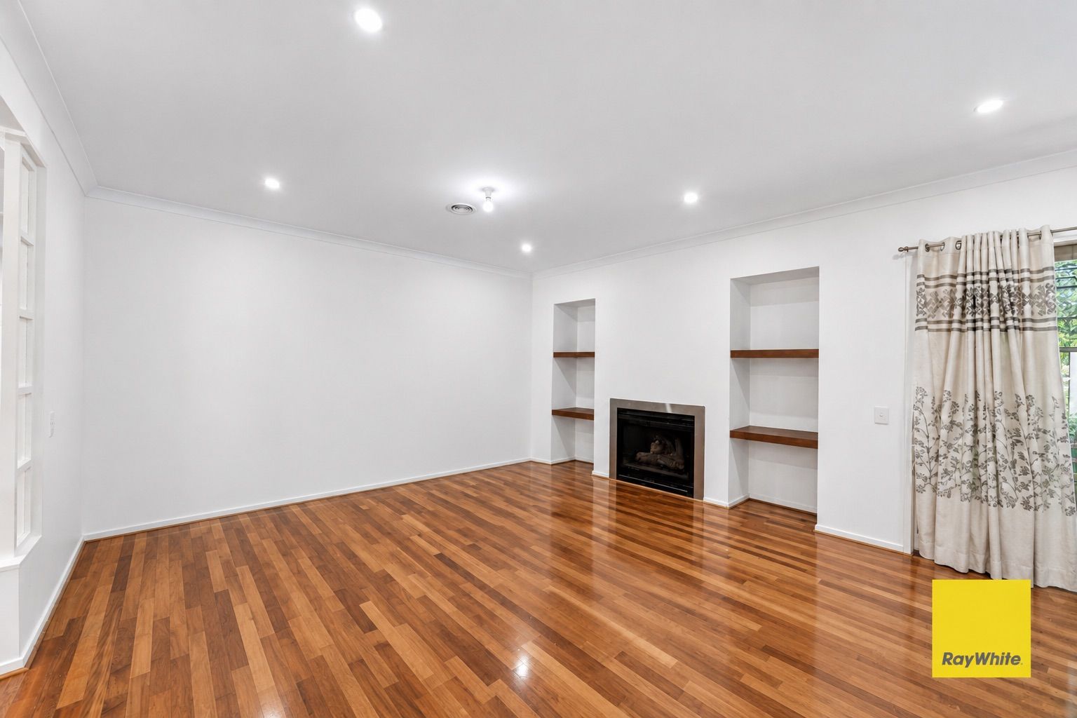 14 Blackbird Street — photo 5 of 22
