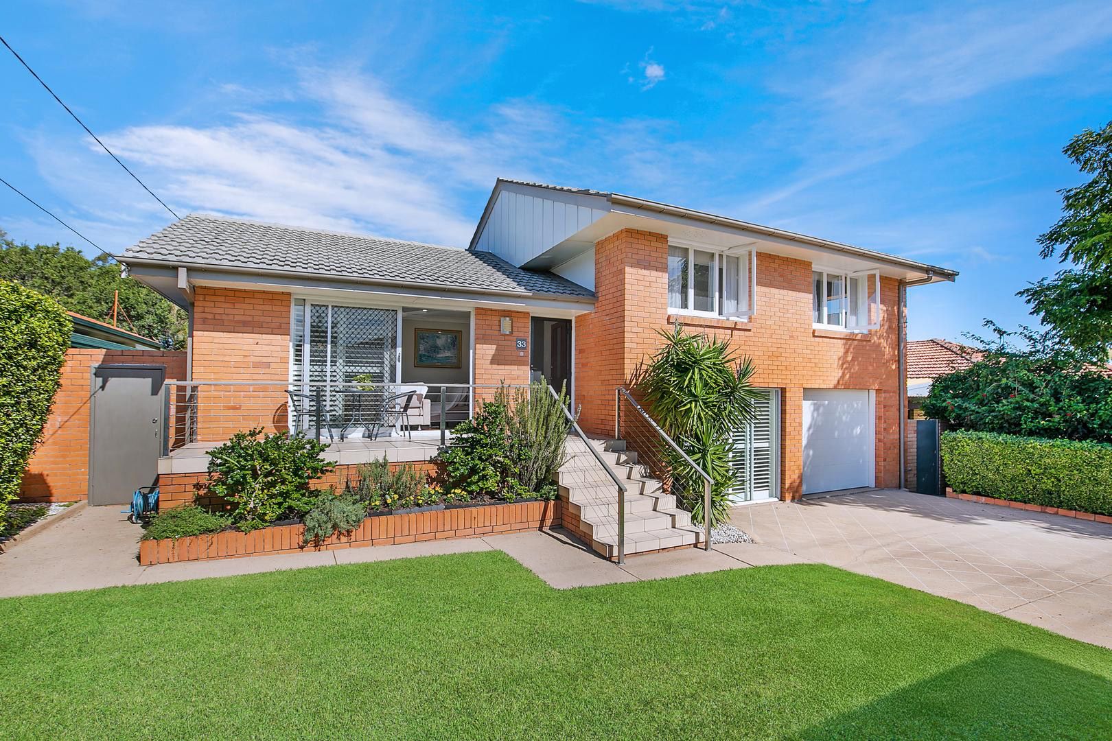 33 Hibiscus Avenue, Redcliffe, QLD 4020