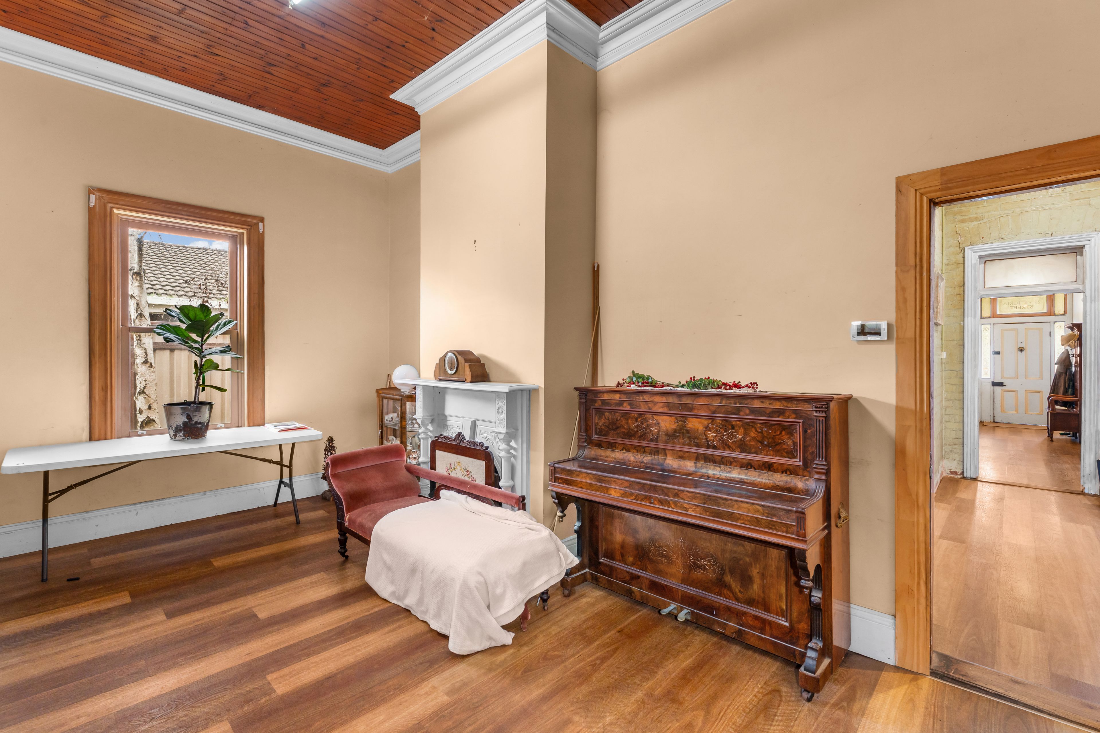 25 Victoria Street — photo 9 of 19