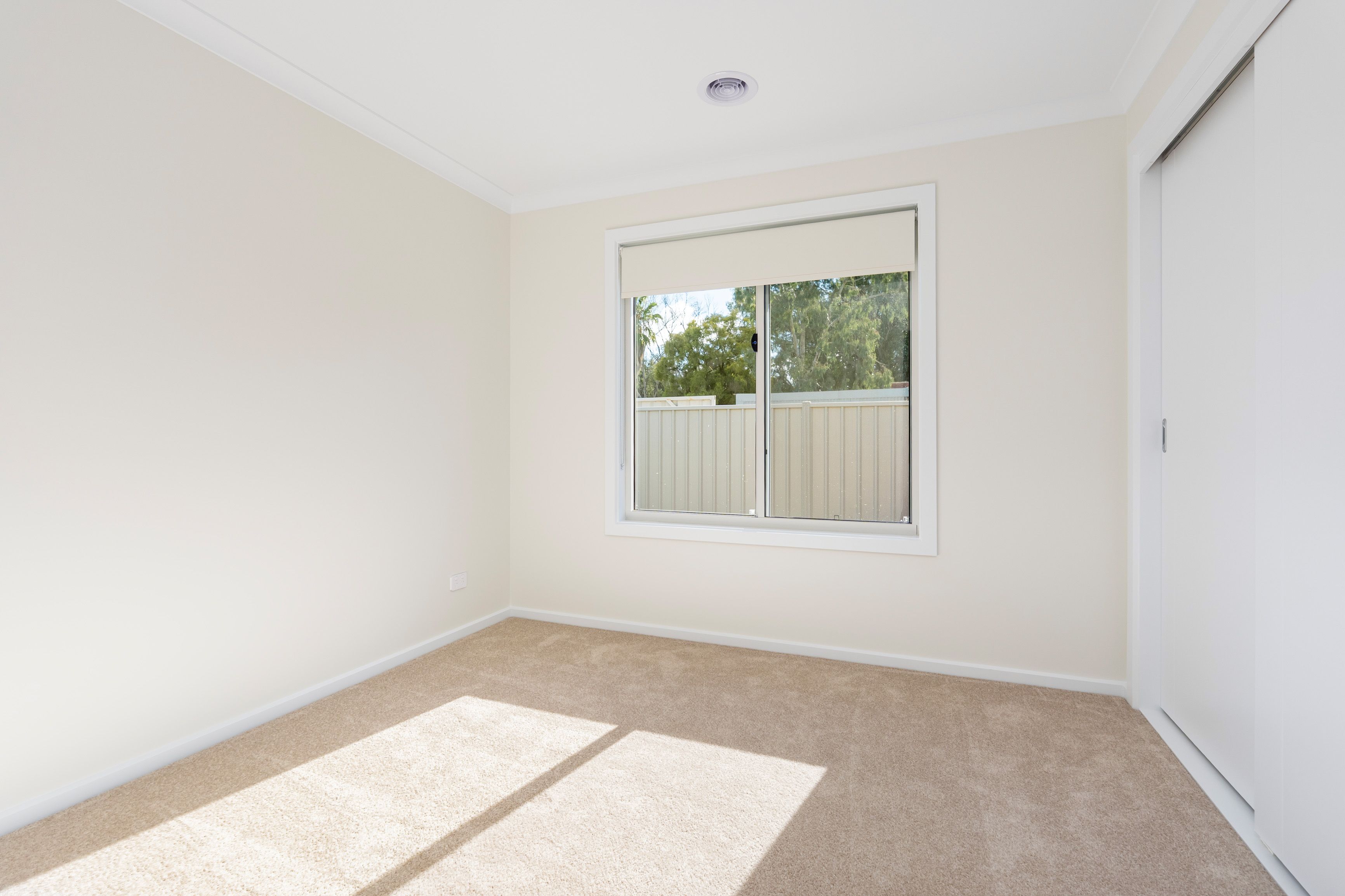 1-2/76 Urana Street — photo 19 of 25