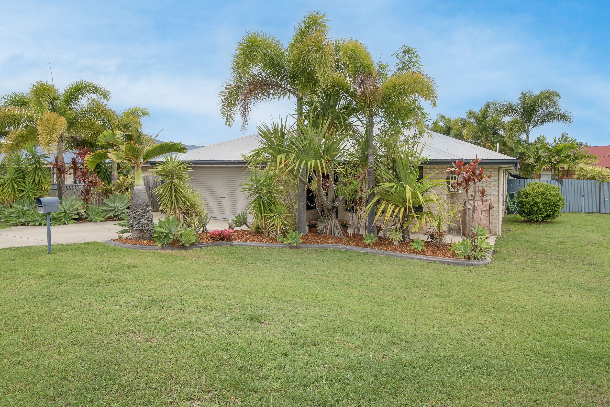 5 Willespie Place, New Auckland, QLD 4680 Sold House Ray White