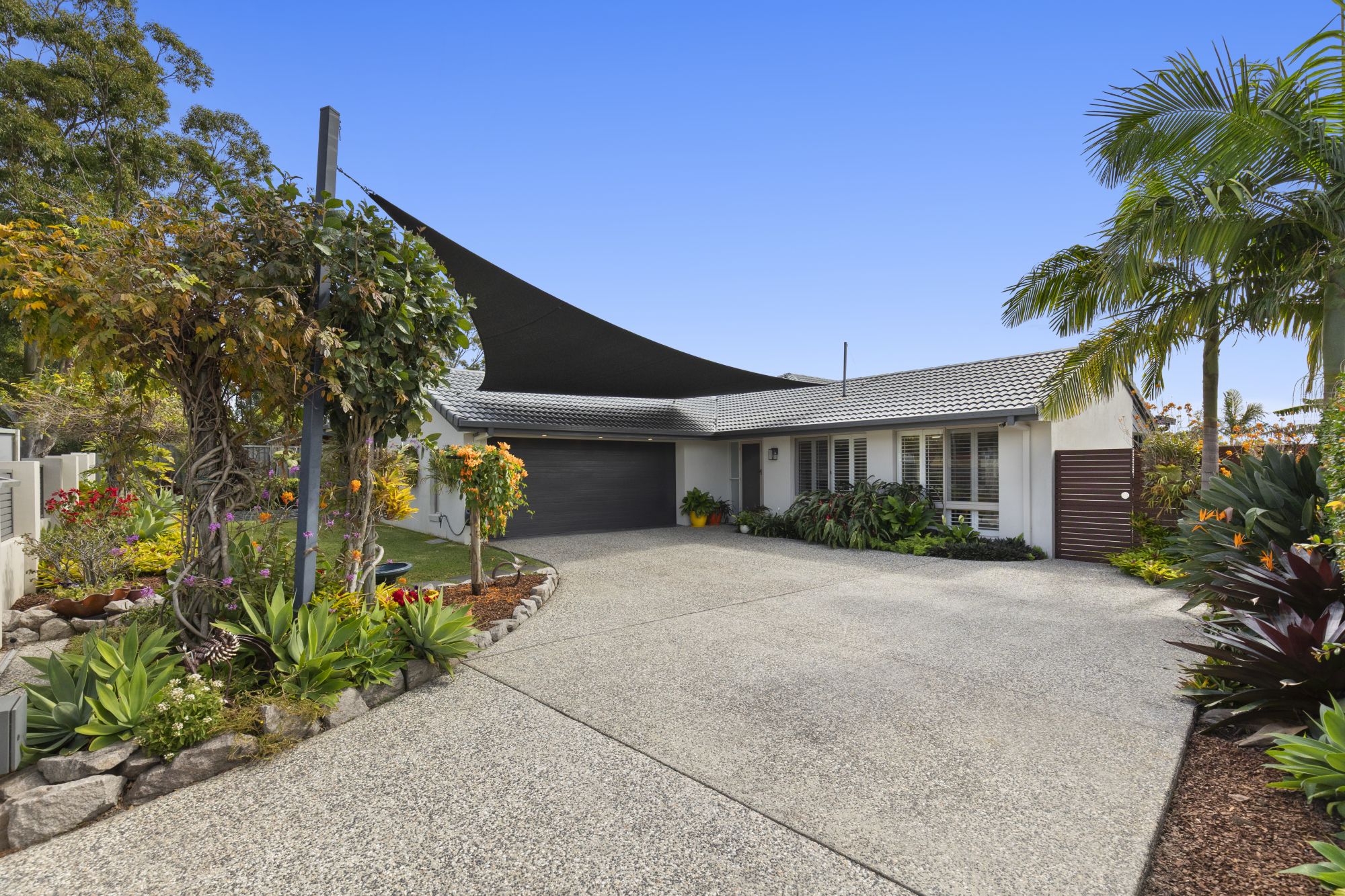 4 Beauty Point Drive, Robina, QLD 4226