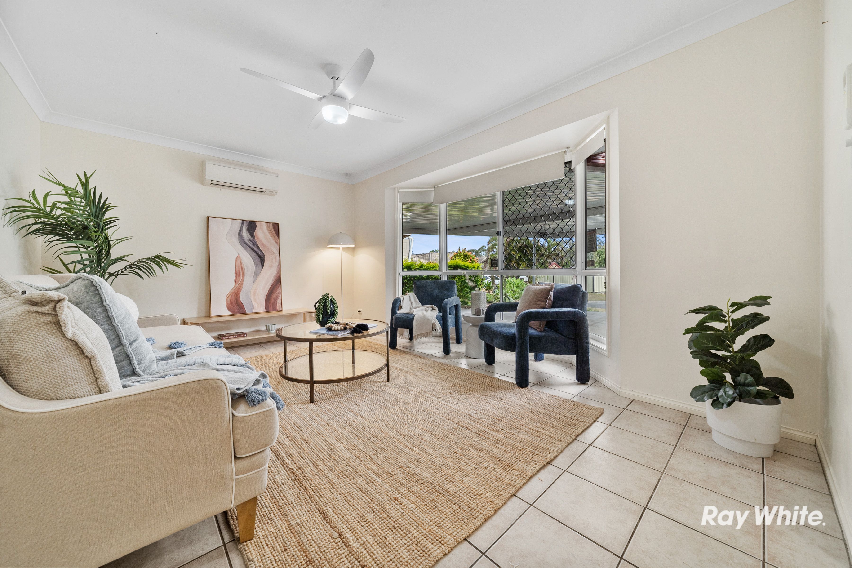 7 Hayward Court — photo 3 of 20