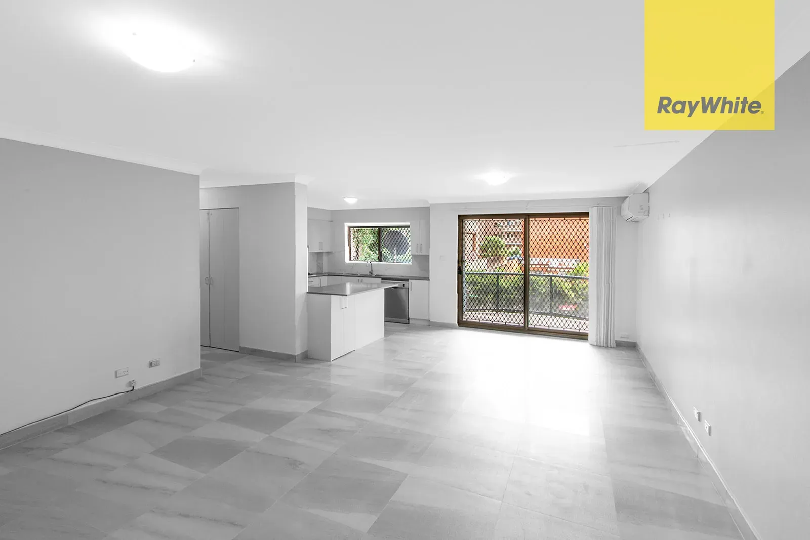 2/24 Lansdowne Street, Parramatta, NSW 2150