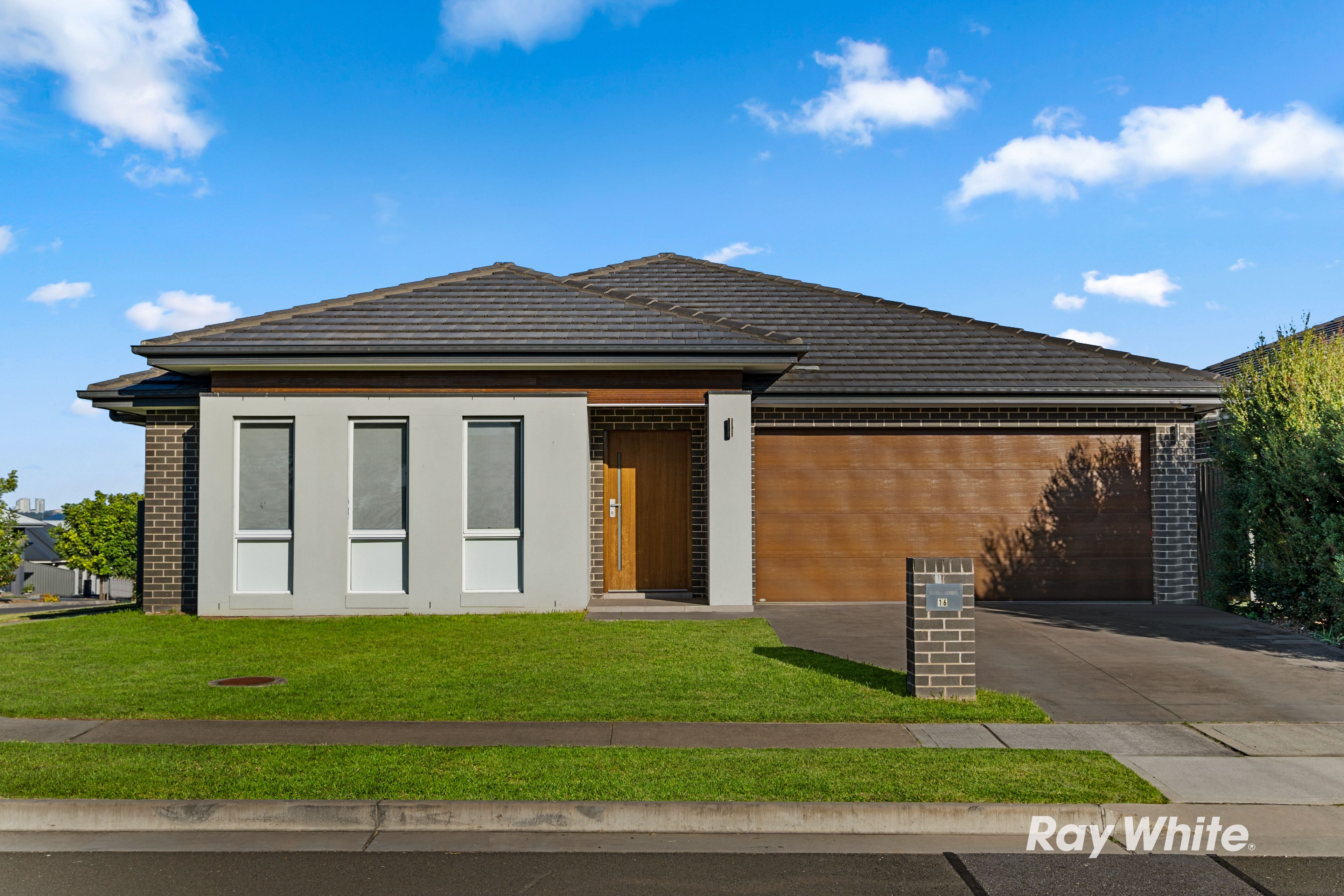 16 Bislett Crescent, North Kellyville NSW 2155