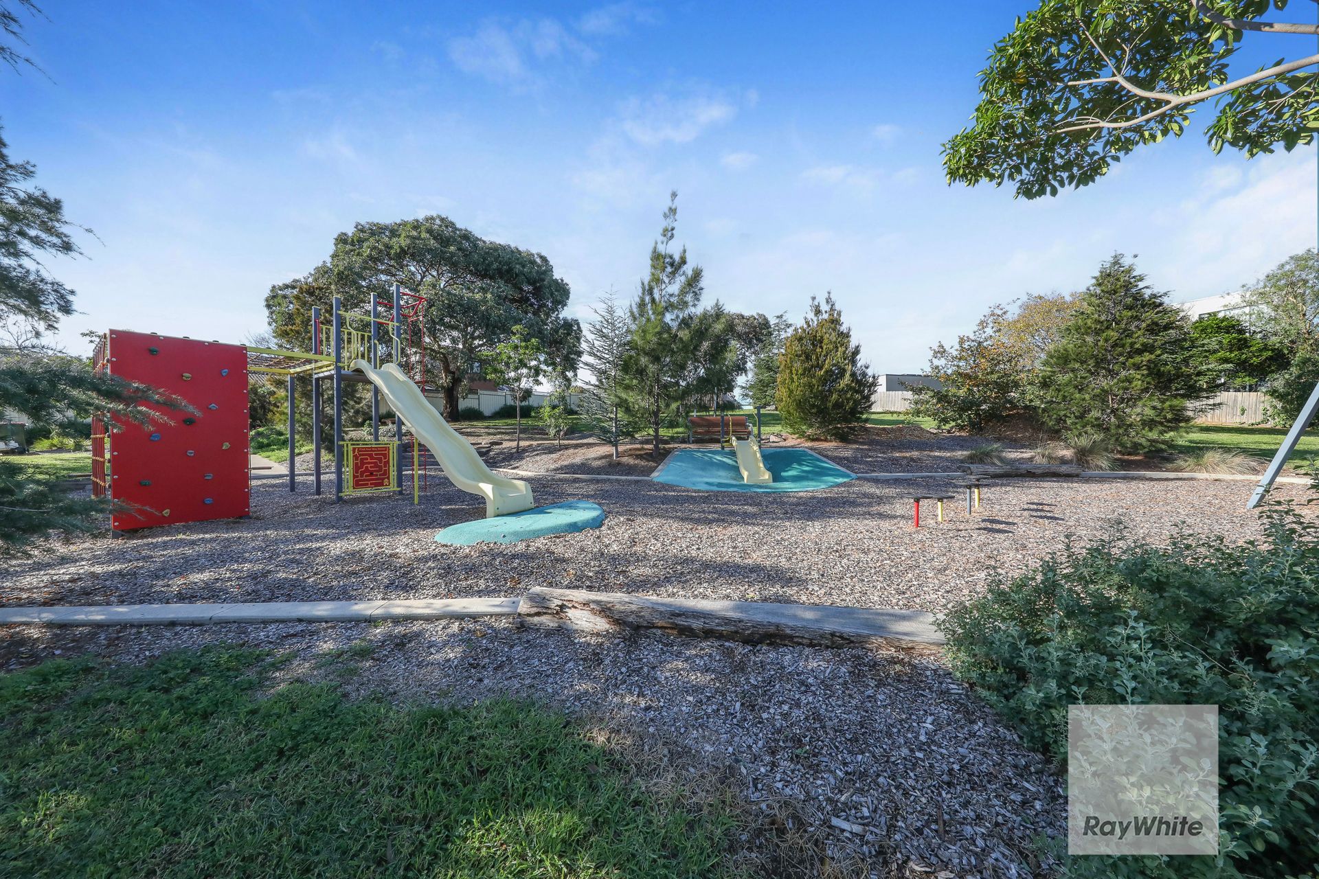 1/23 Eyre Street — photo 12 of 12