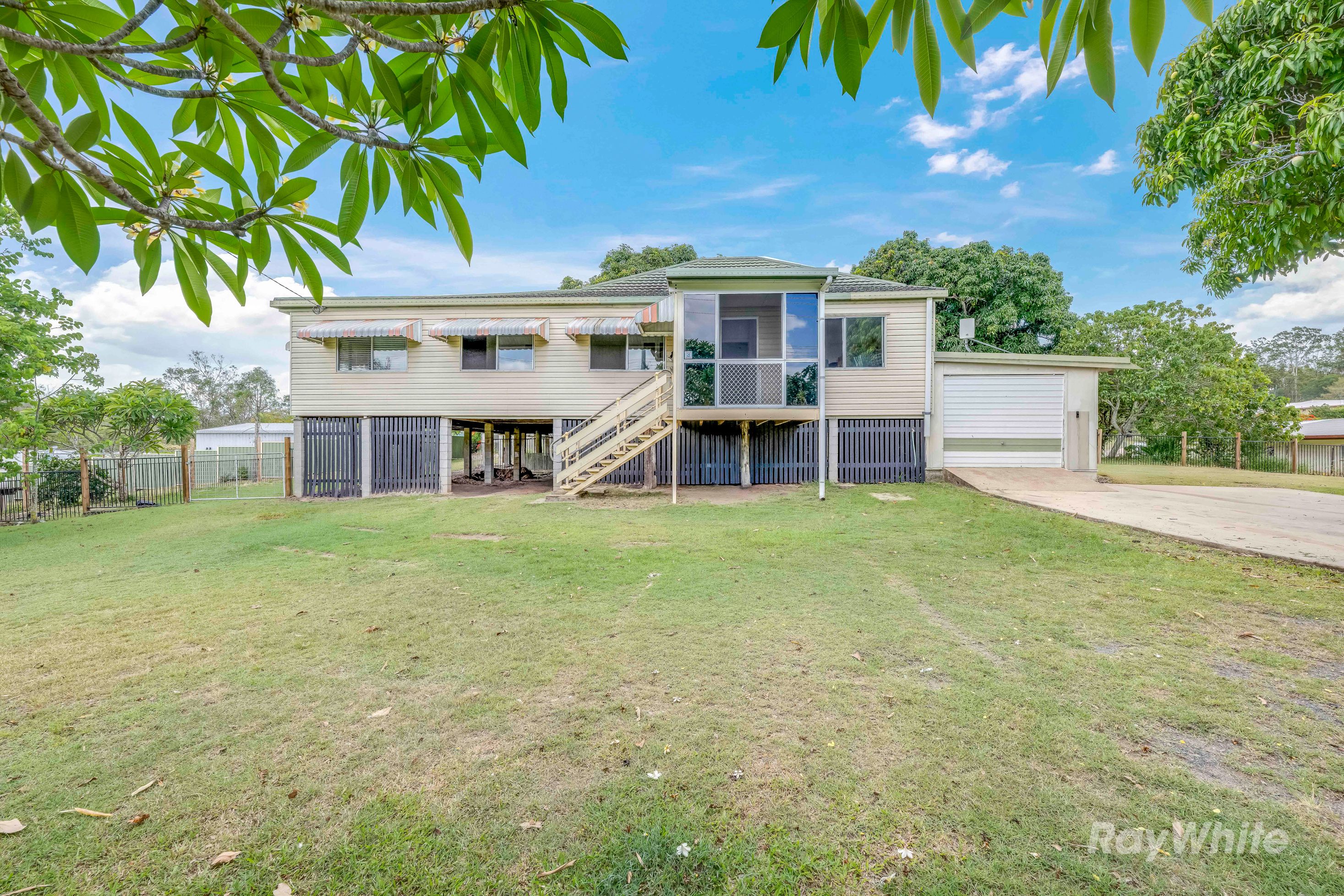 4 English Street, Gin Gin, QLD 4671