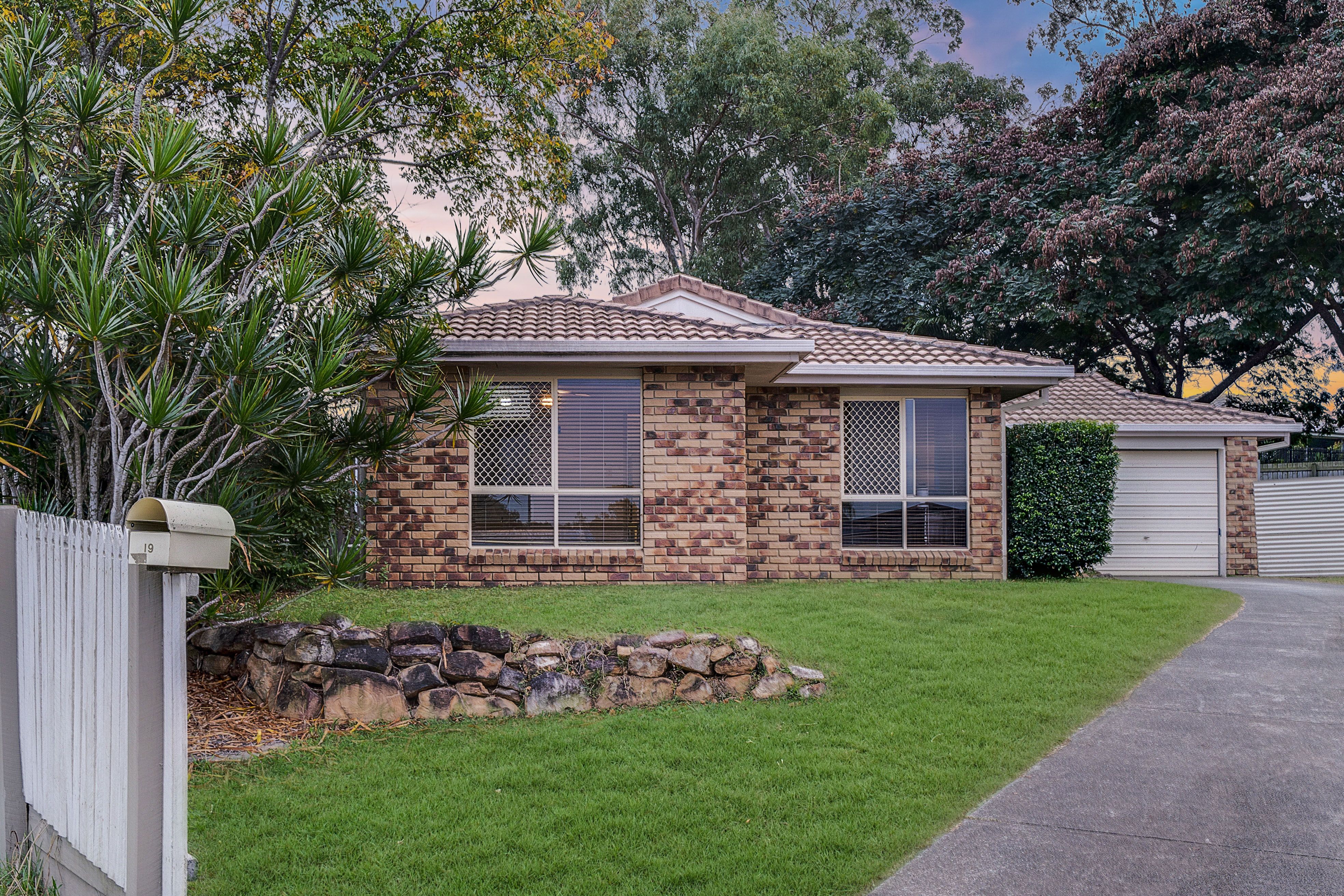 19 Lutton Court, Boronia Heights, QLD 4124