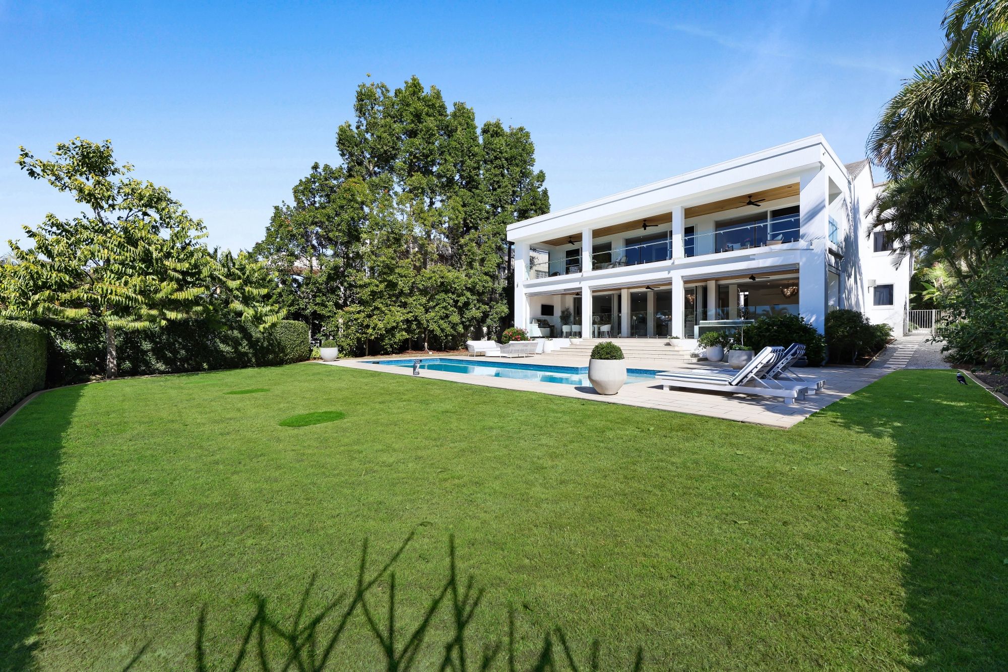 5698 Observation Crescent, Sanctuary Cove QLD 4212