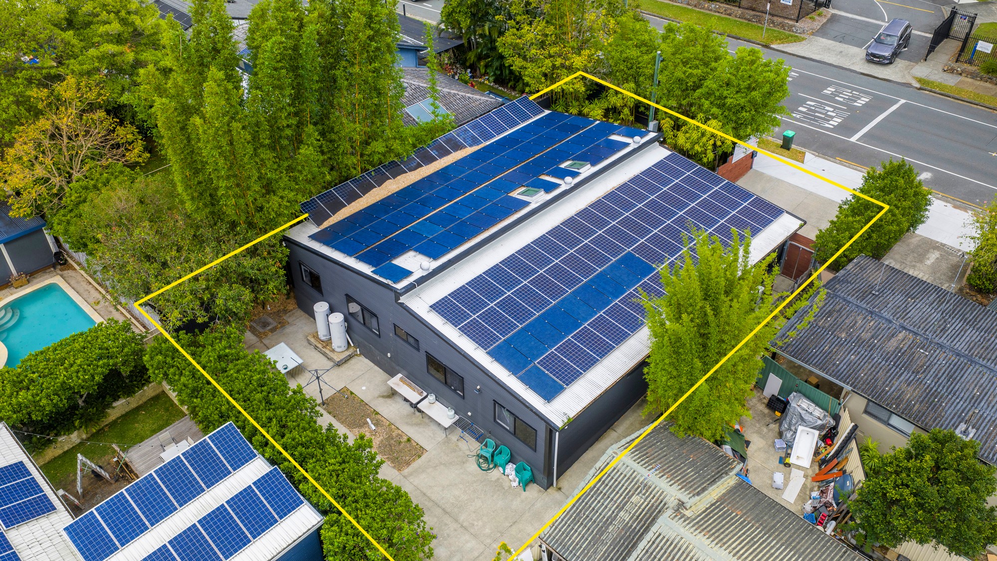 39 Kumbari Avenue, Southport, QLD 4215