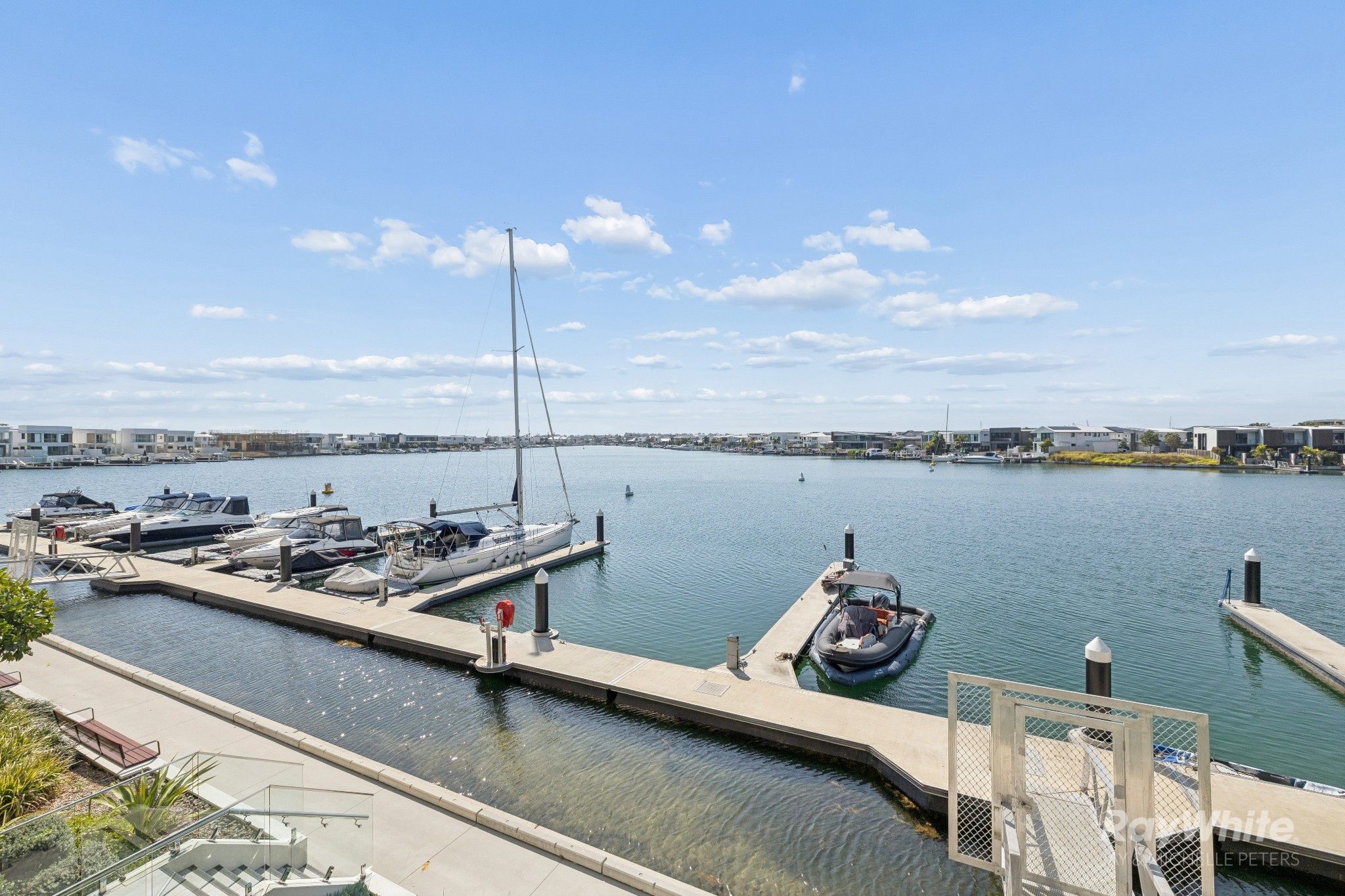203/15 Aqua Street — photo 6 of 24