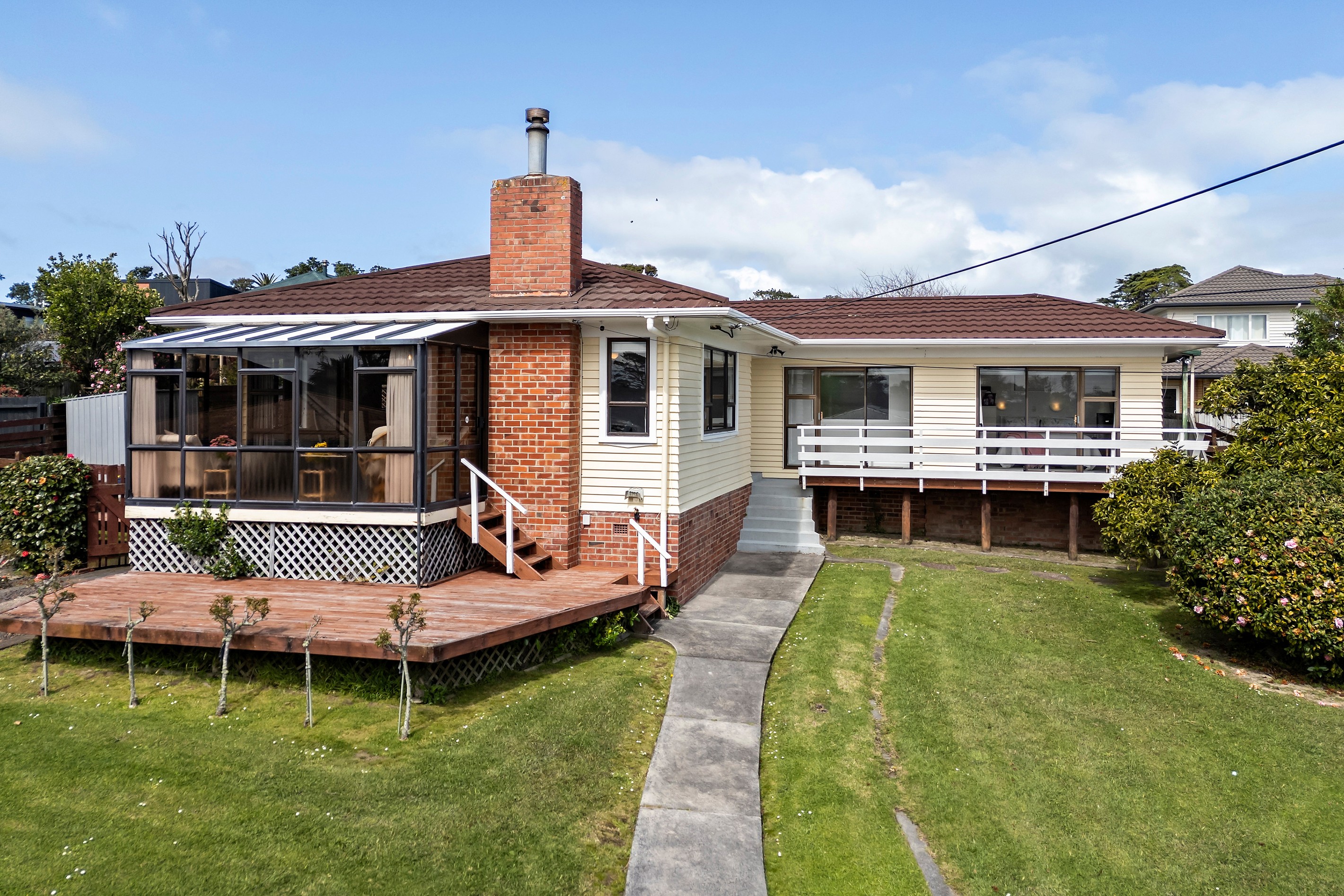 10A Bishop Street, Green Bay, Waitakere City