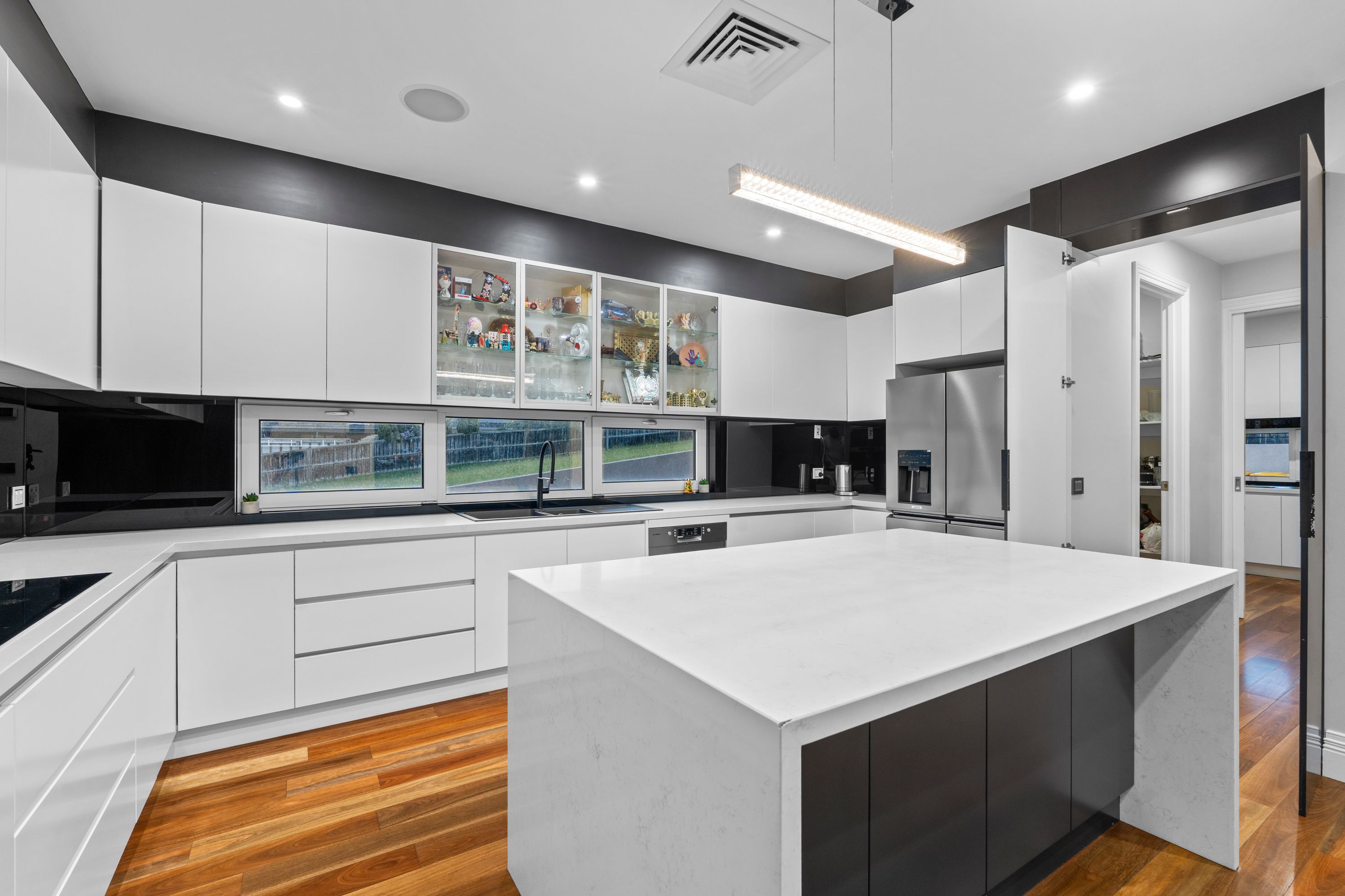 356 Gordons Road — photo 5 of 28