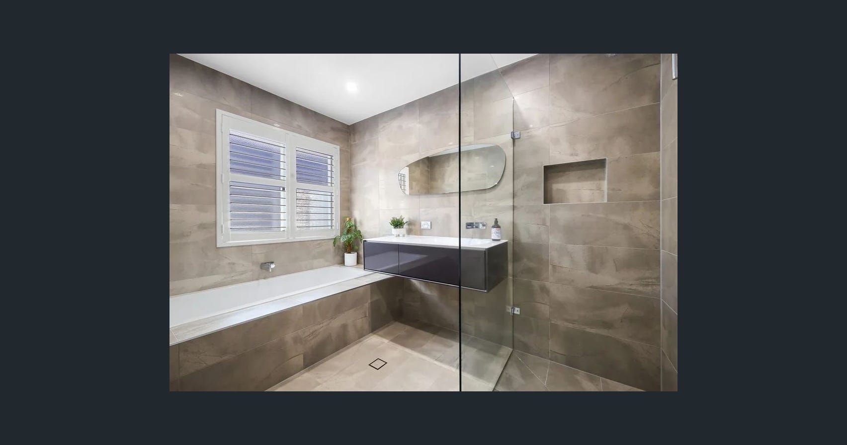 5 Hertford Crescent — photo 12 of 17