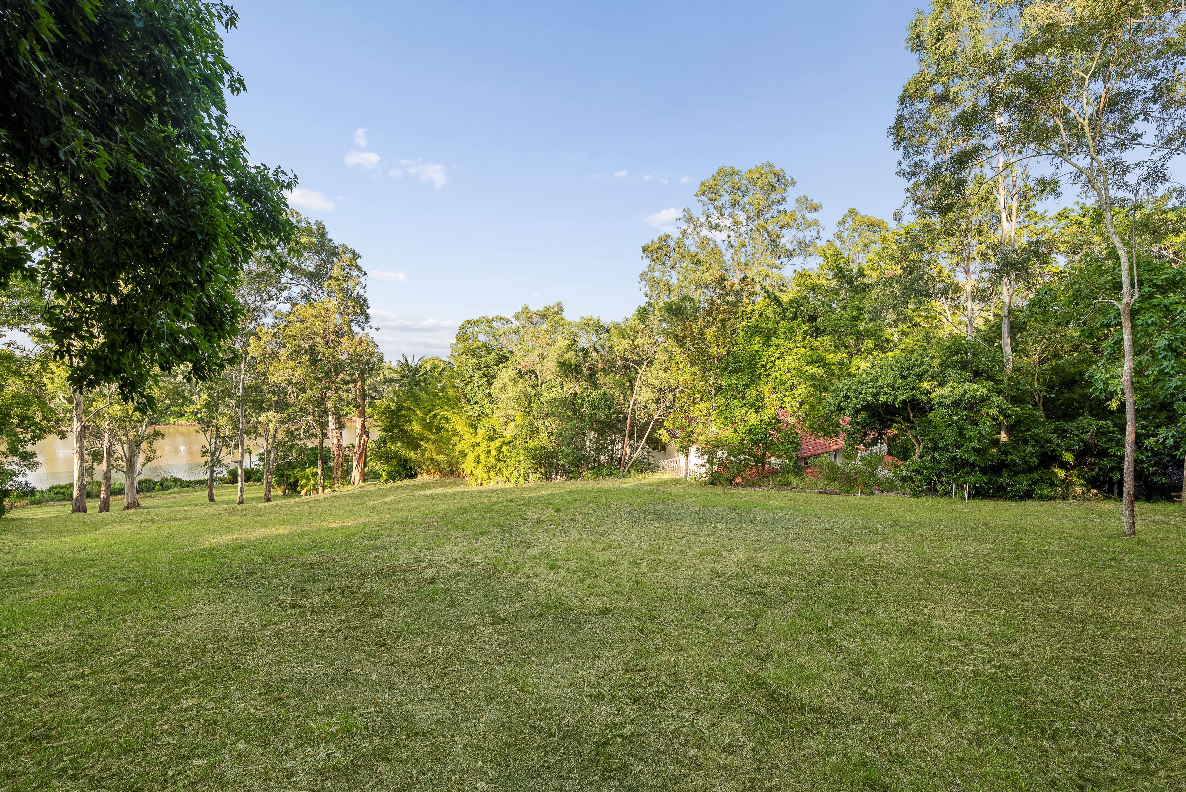 285 Kenmore Road — photo 11 of 16