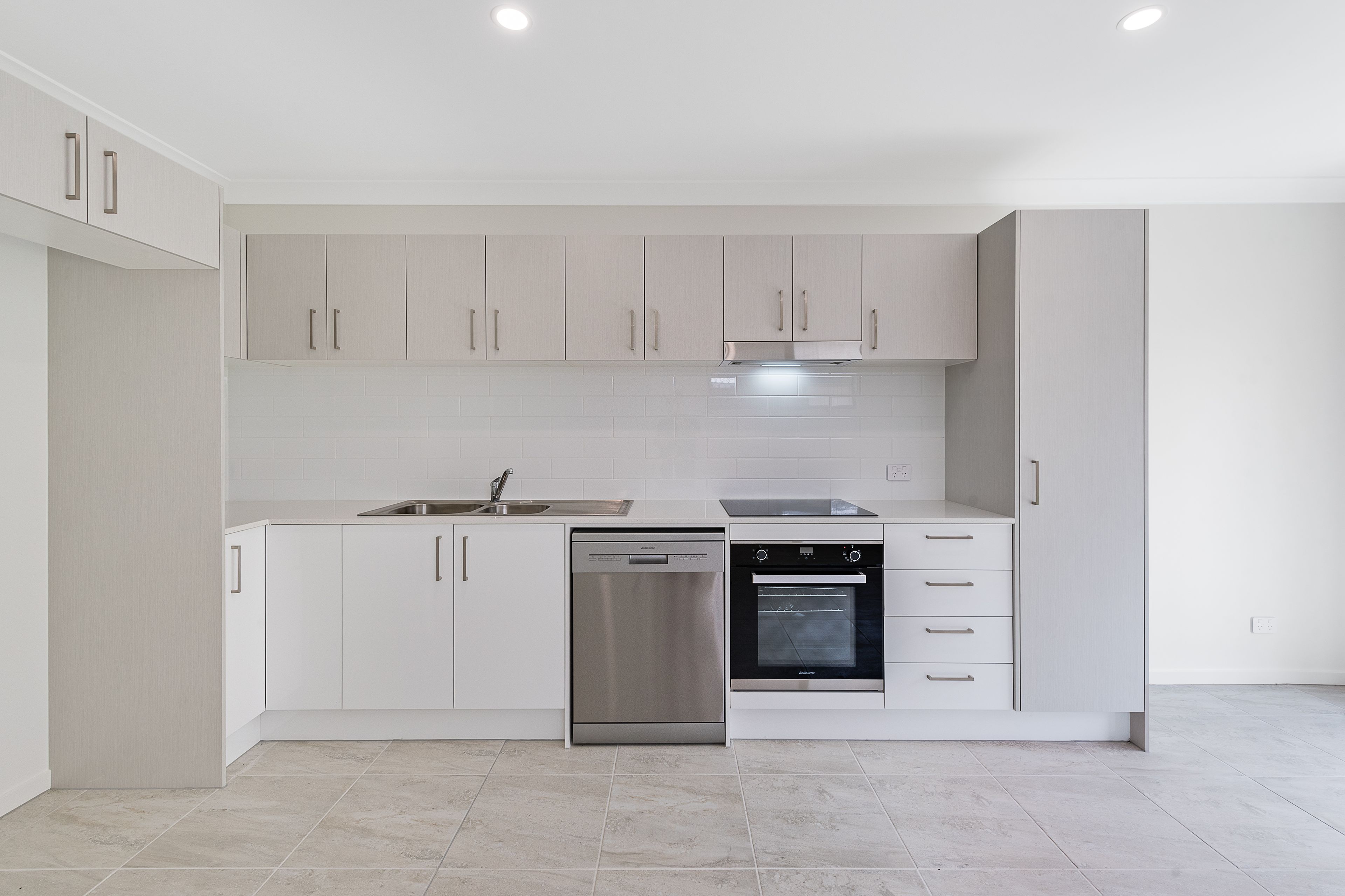53B Dominique Way, Flinders View, QLD 4305