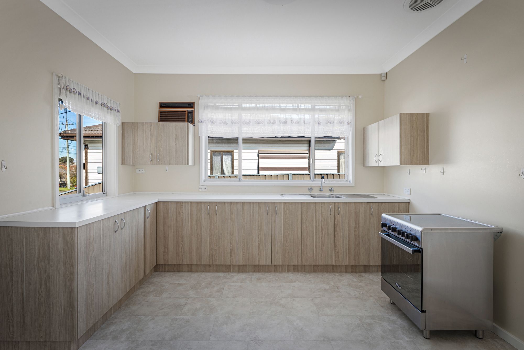 19 Cooinda Street, Colyton, NSW 2760