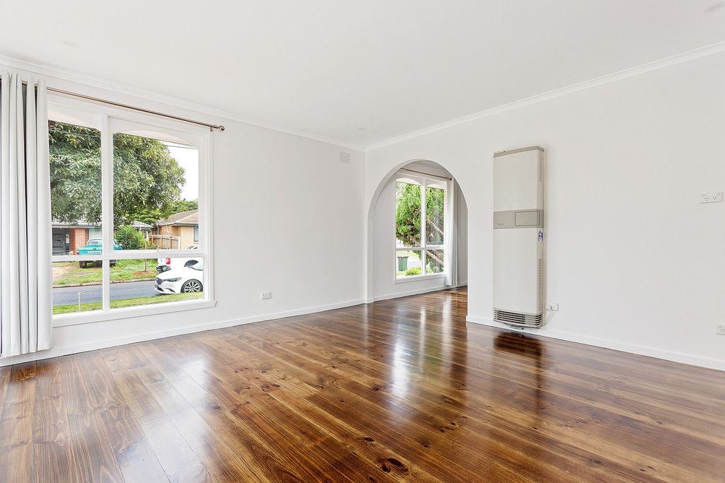 10 Iluka Drive, Werribee, VIC 3030