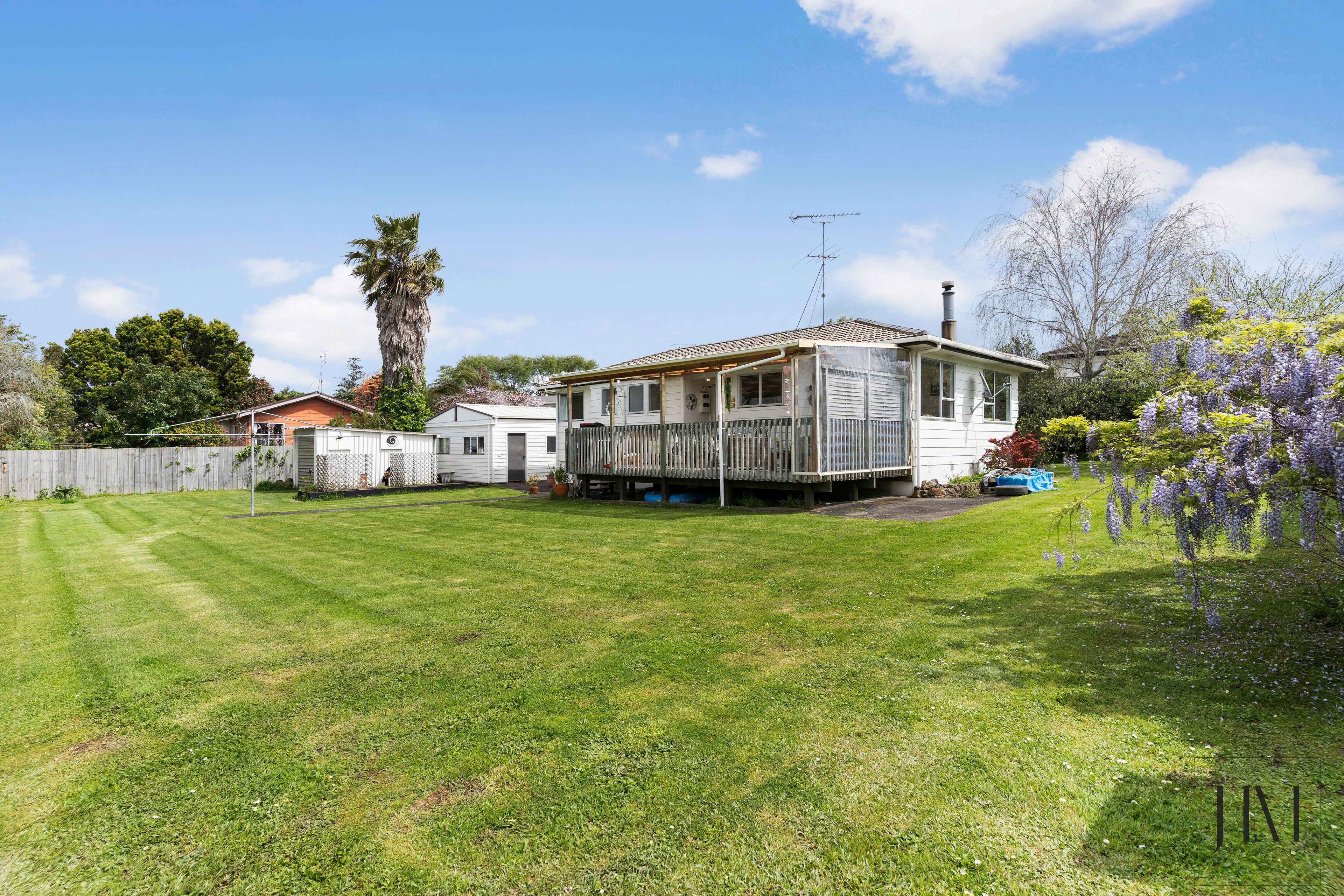 18 Leatham Crescent, Opaheke, Papakura