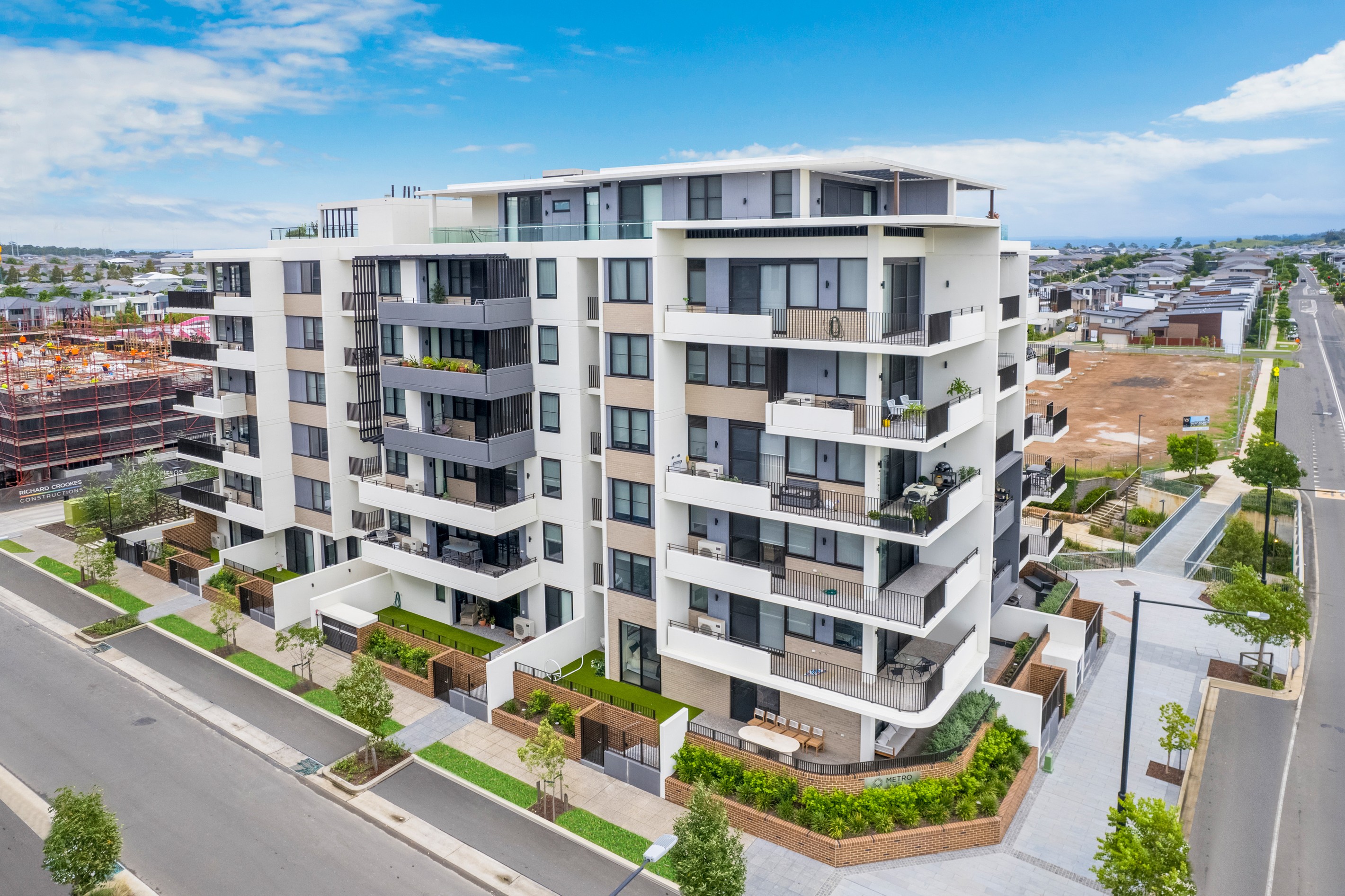 201/2 Fordham Way, Oran Park, NSW 2570
