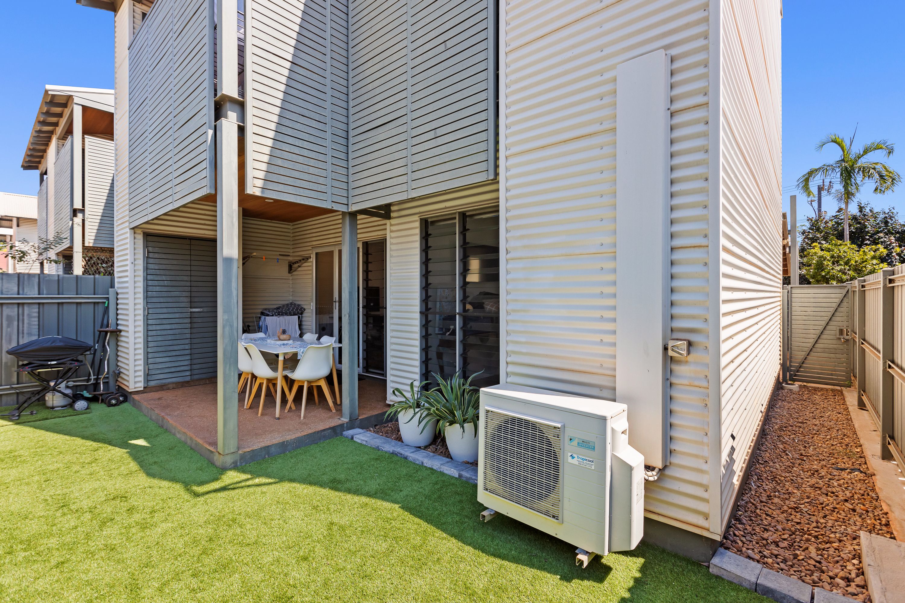 1/14 Coghlan Street — photo 15 of 17