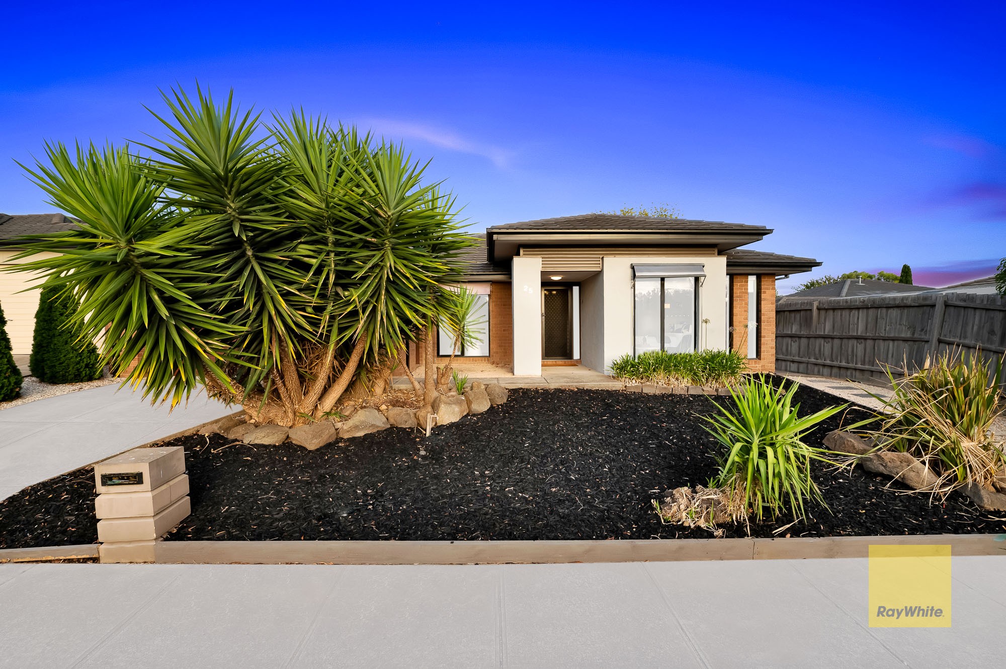 25 Barchester Avenue, Truganina, VIC 3029